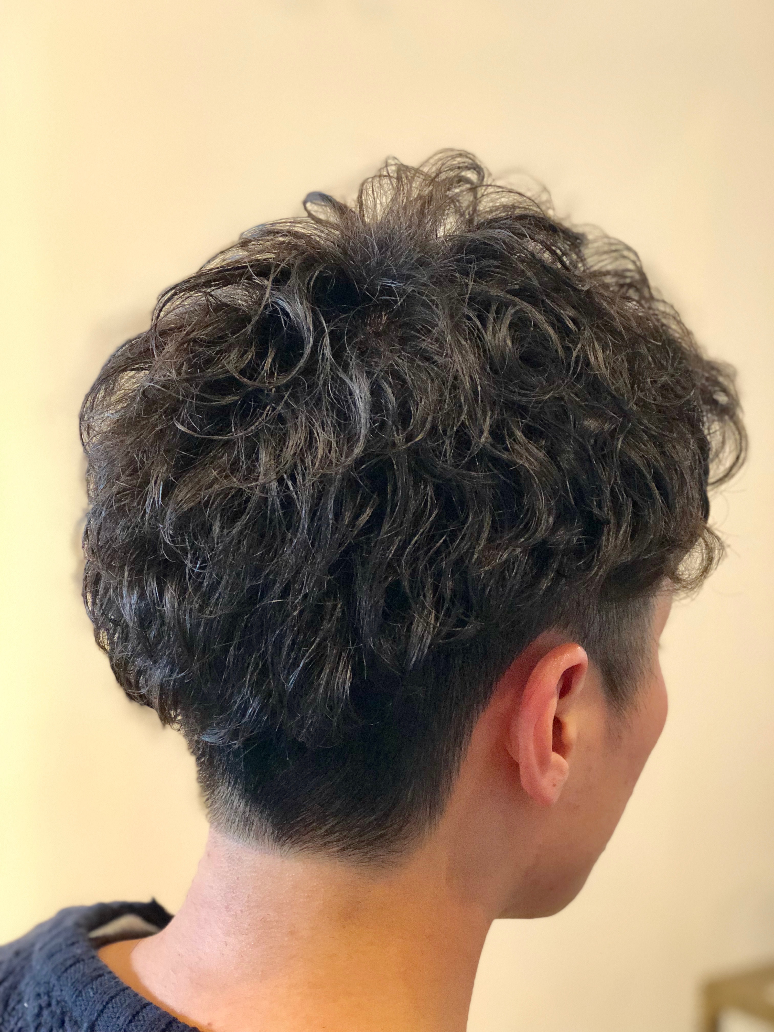 コハク（kohaku）【コハク】のスタイル紹介。【メンズオーダーNo1】ツーブロックパーマ