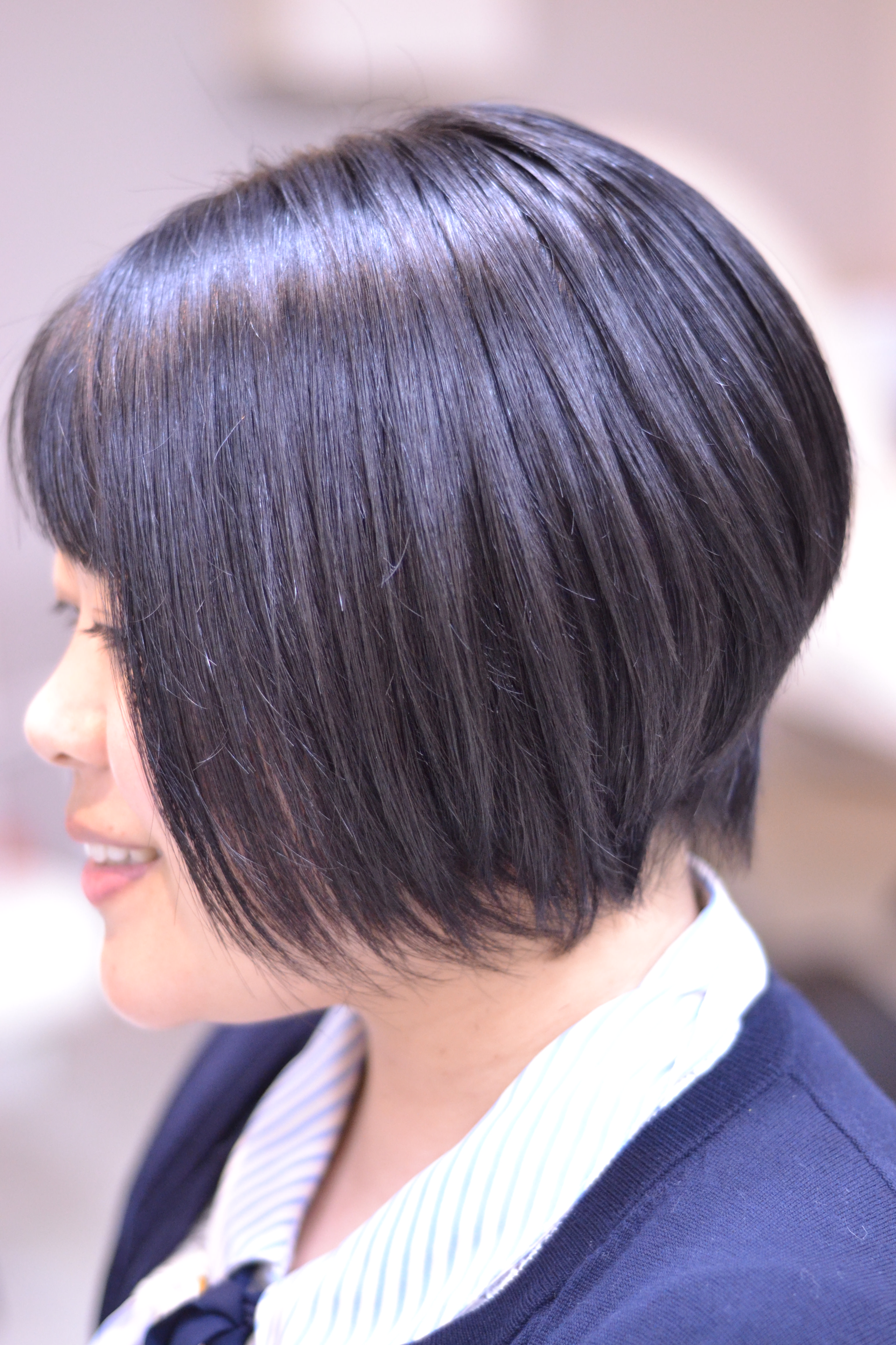 Hair Make SAMSARA 宮脇店【サンサーラ】のスタイル紹介。前下がりグラデーションボブ