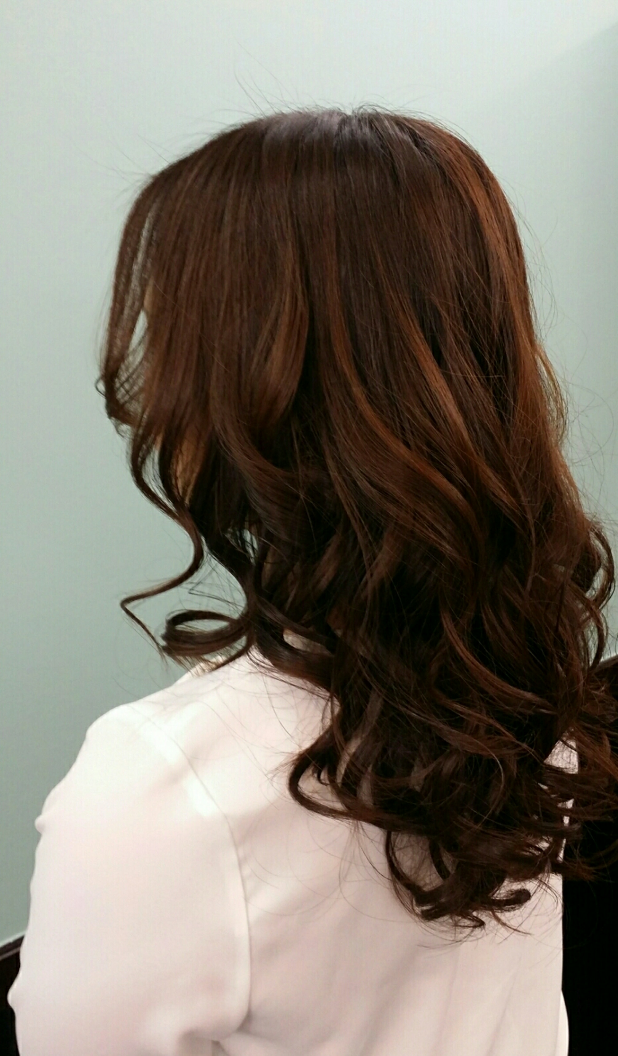Happiness hair【ハピネスヘア】のスタイル紹介。カラーチェンジコーティング+巻き髪