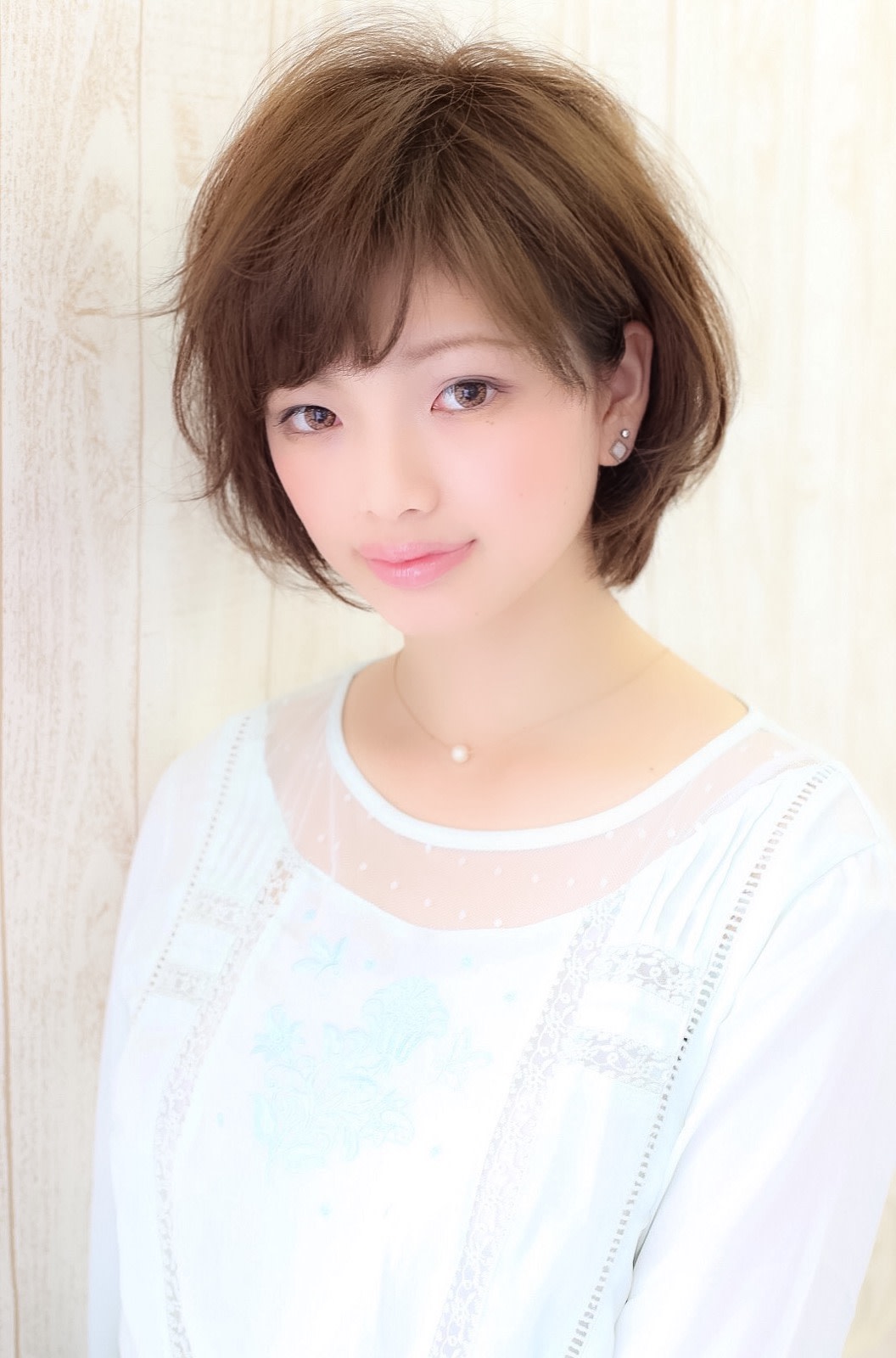 自由が丘YUAN【ジユウガオカユアン】のスタイル紹介。上品なアンティークゴールド♪エレガントショート