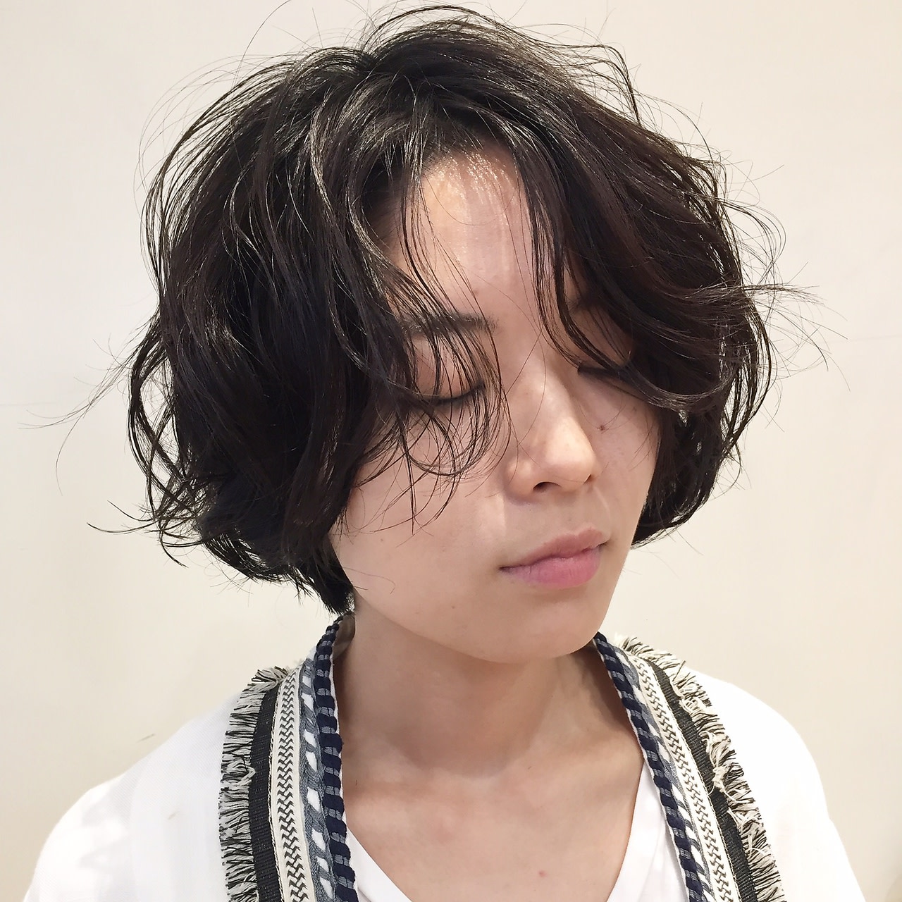 ailes Hair Salon【エル ヘアーサロン】のスタイル紹介。くせ毛風BOB