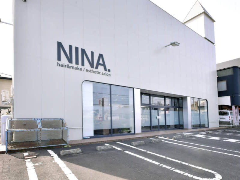 Nina ニナ 八戸市 美容室 Sakuria サクリア