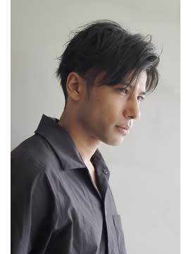 Add.. by KENJE【アドバイケンジ】のスタイル紹介。リラックス＆モード　大人のツーブロック