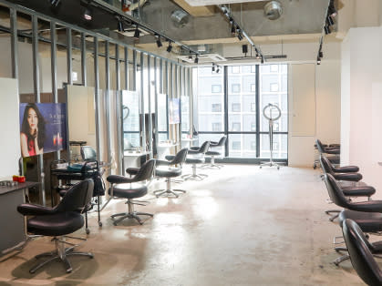 Genie ジーニー 札幌市中央区 美容室 Sakuria サクリア