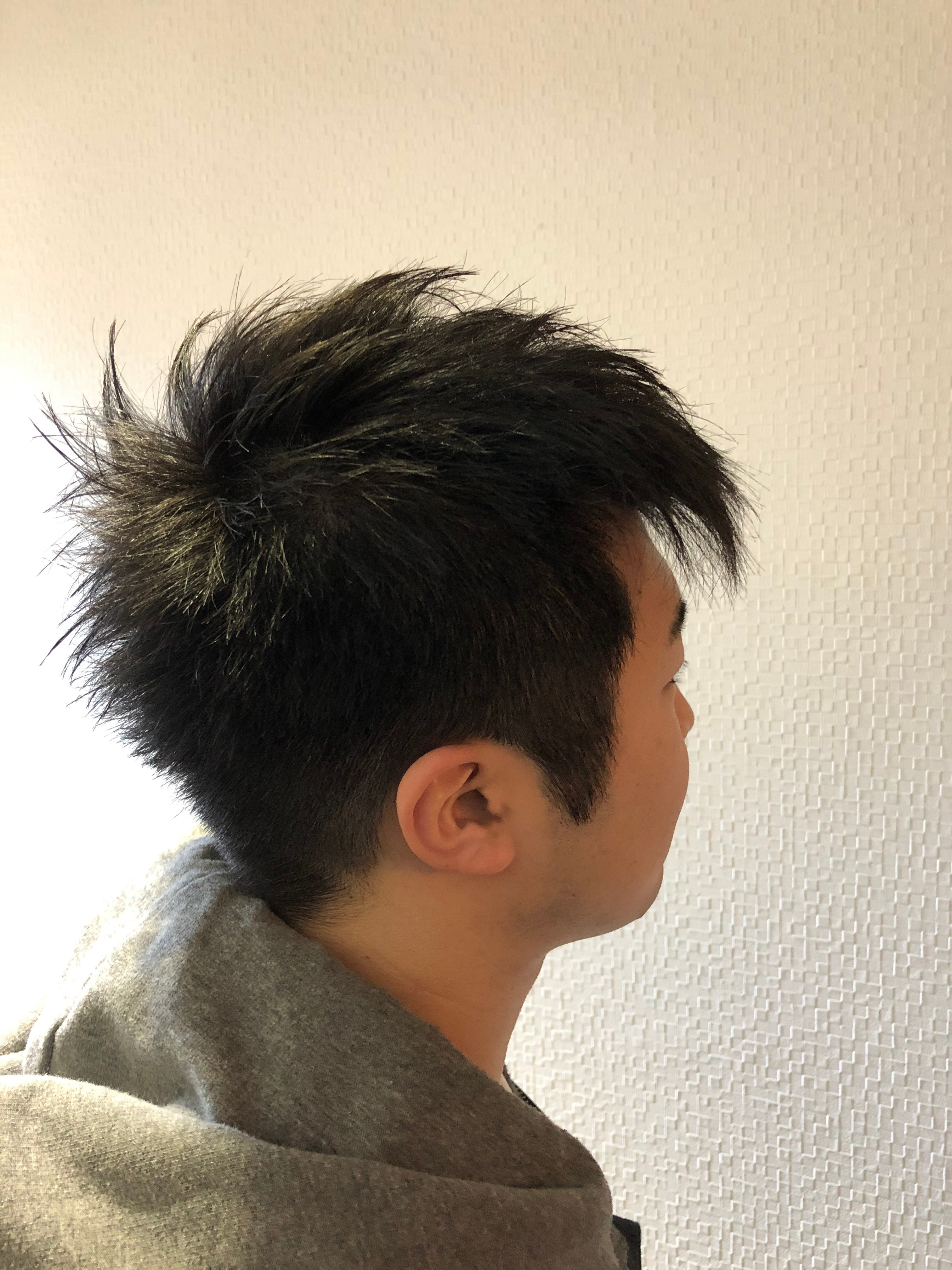 terra【テラ】のスタイル紹介。無造作ショート