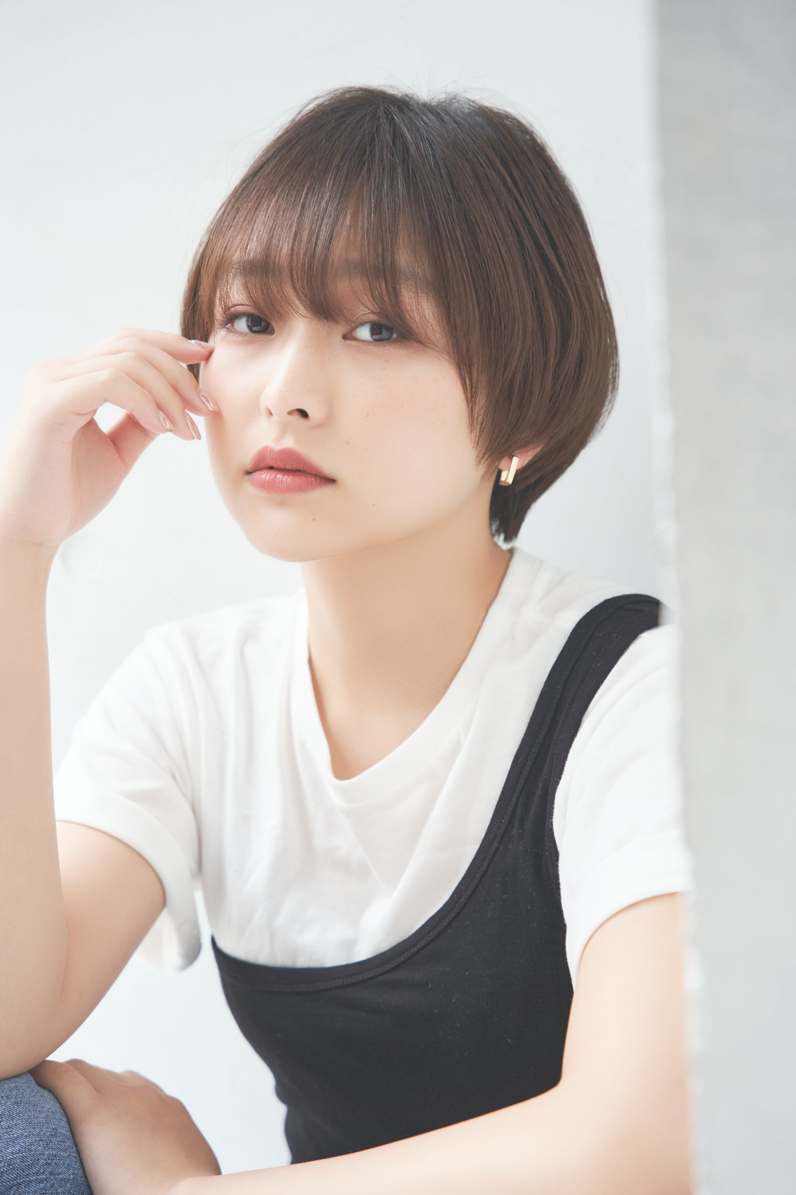 Claude MONET 池袋店【クロードモネ】のスタイル紹介。natural　小顔ショート