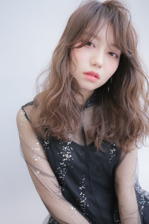 MARSHFLAG【マーシュフラッグ】のスタイル紹介。色っぽミディ