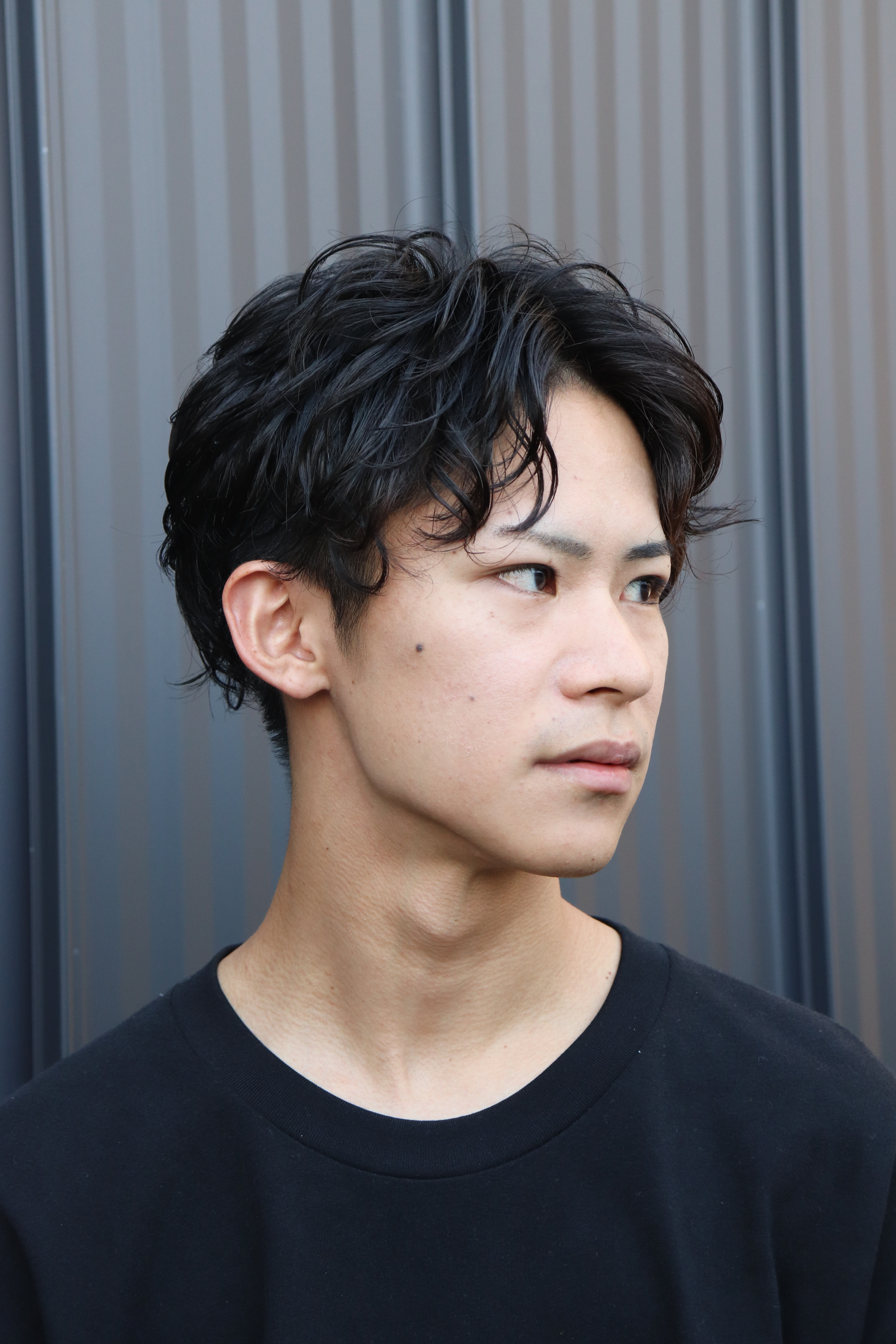 Men's Hair SPICE 夢咲店【スパイス】のスタイル紹介。ゆるスパイラルセンターパート