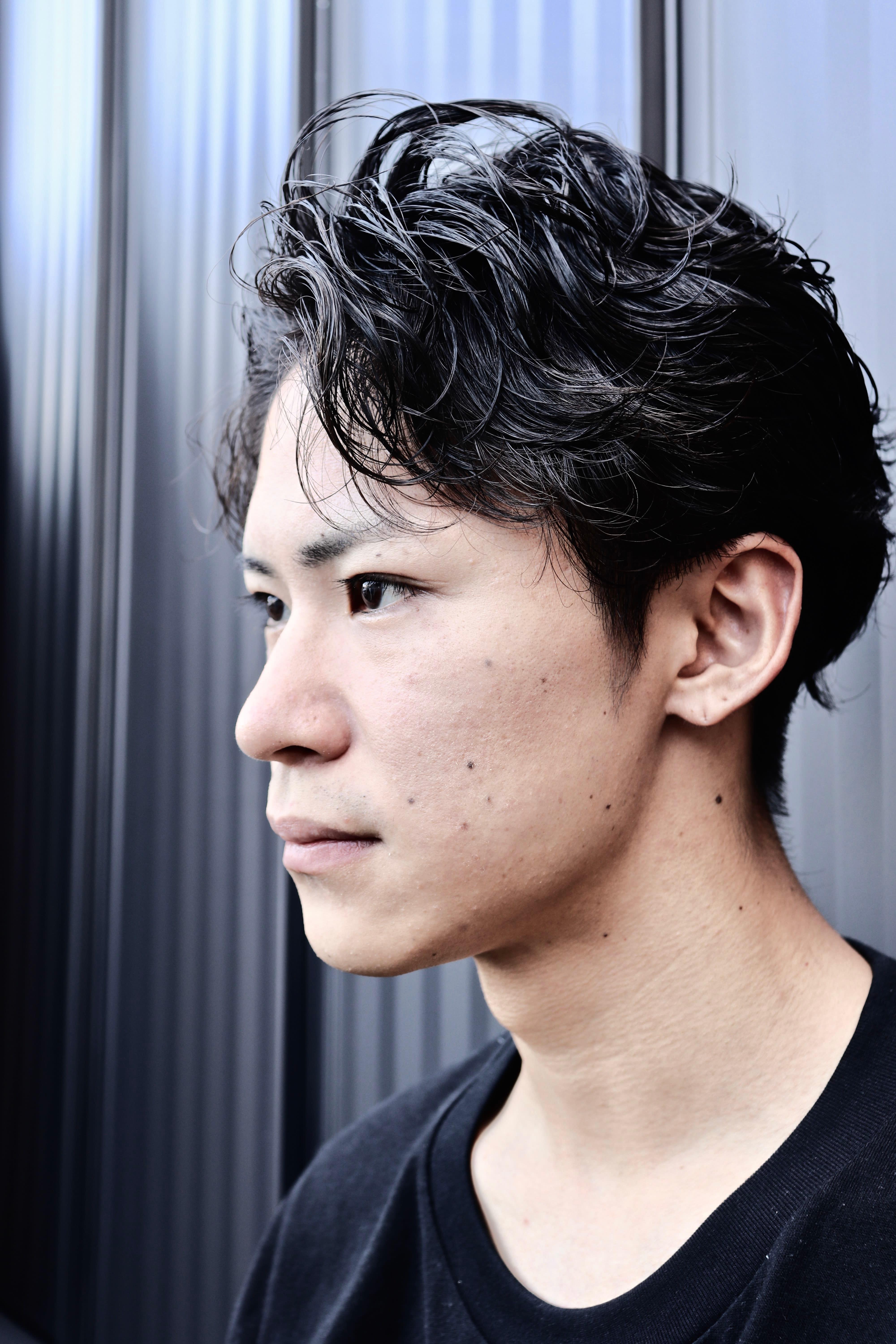 Men's Hair SPICE 夢咲店【スパイス】のスタイル紹介。ゆるスパイラルセンターパート