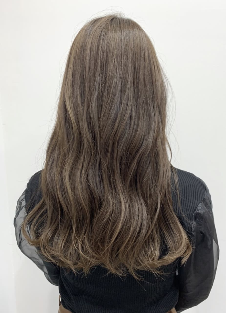 arte HAIR【アルテヘアー】のスタイル紹介。ハイ&ロー３Dカラー