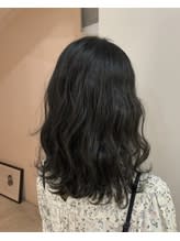 MOOL hair 武庫之荘店【モールヘアー ムコノソウテン】のスタイル紹介。ブルー×ブラック