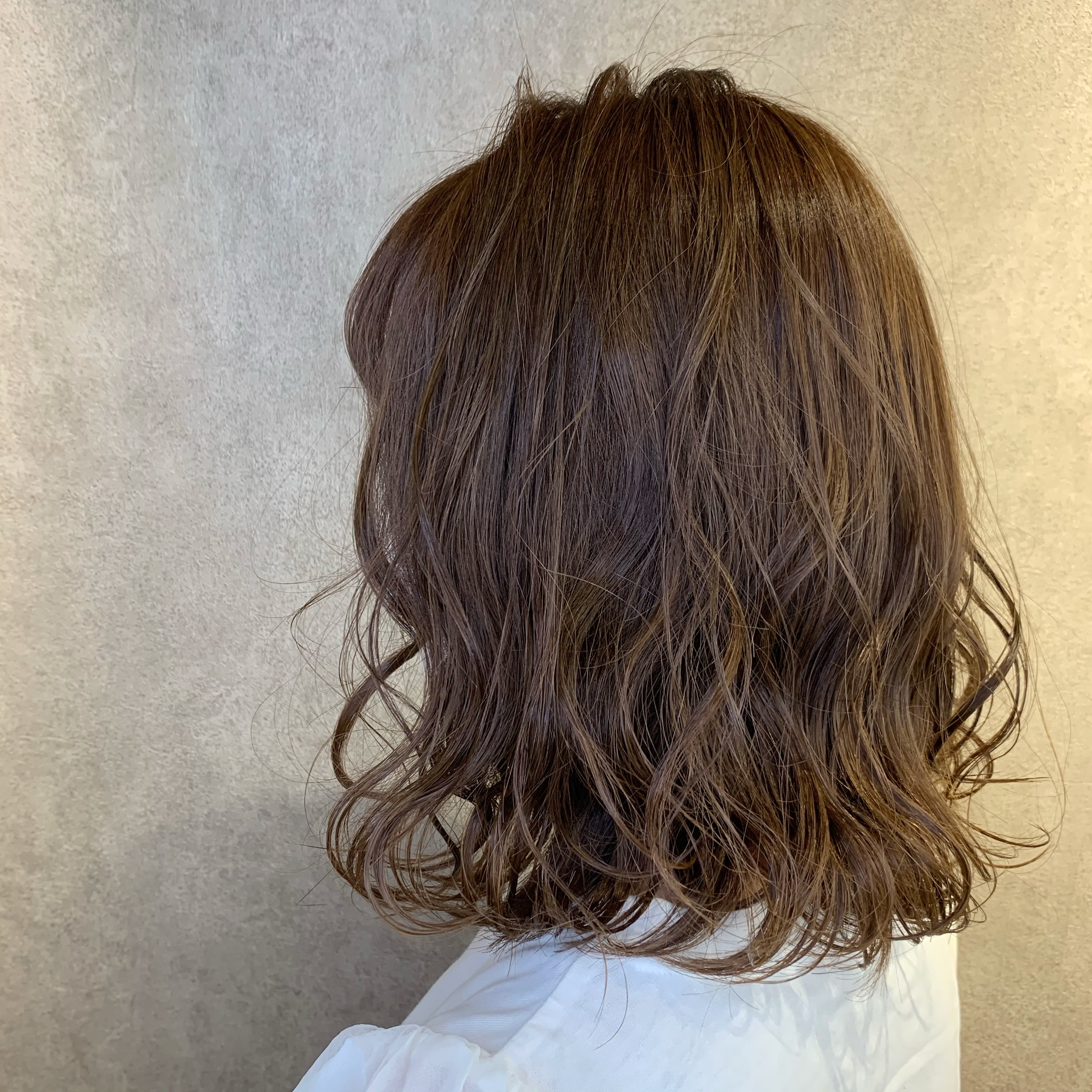 FAMILLE hair【ファミールヘア】のスタイル紹介。透明感カラー