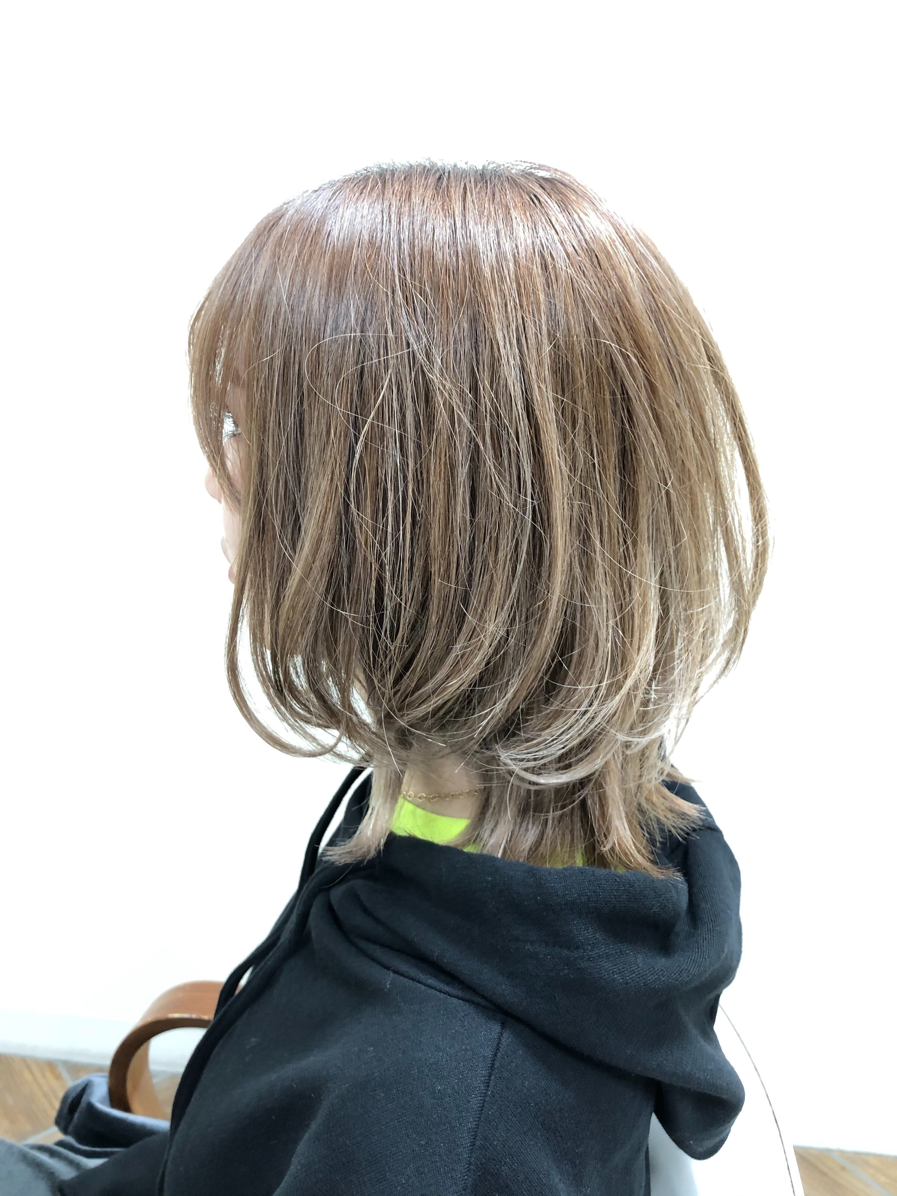 hair design Lea Lehua【レアレフア】のスタイル紹介。ウルフ