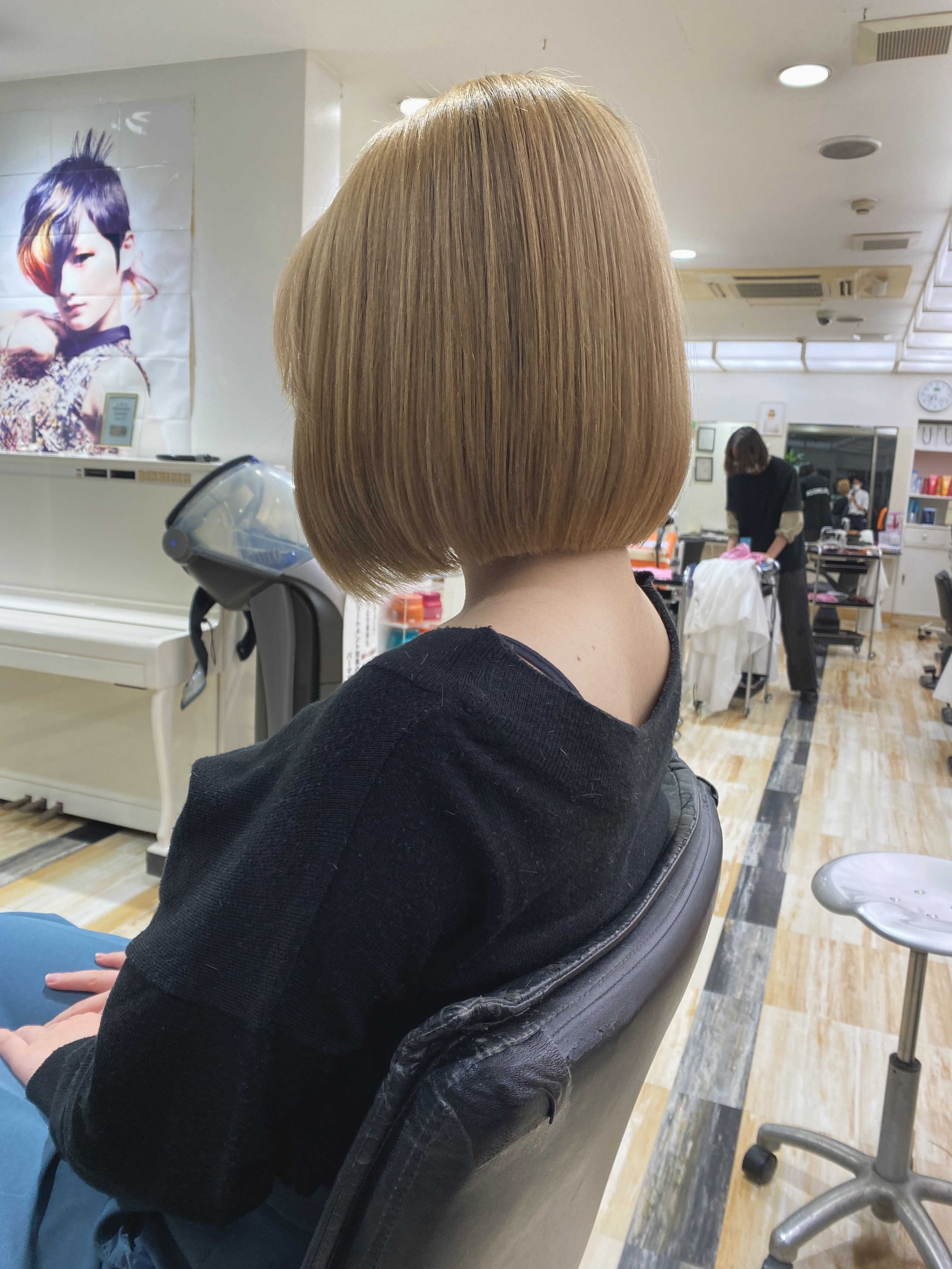 ELLYLONDON 垂水店【エリーロンドン タルミテン】のスタイル紹介。柔らかい外国人風○　スペシャルダブルカラー！