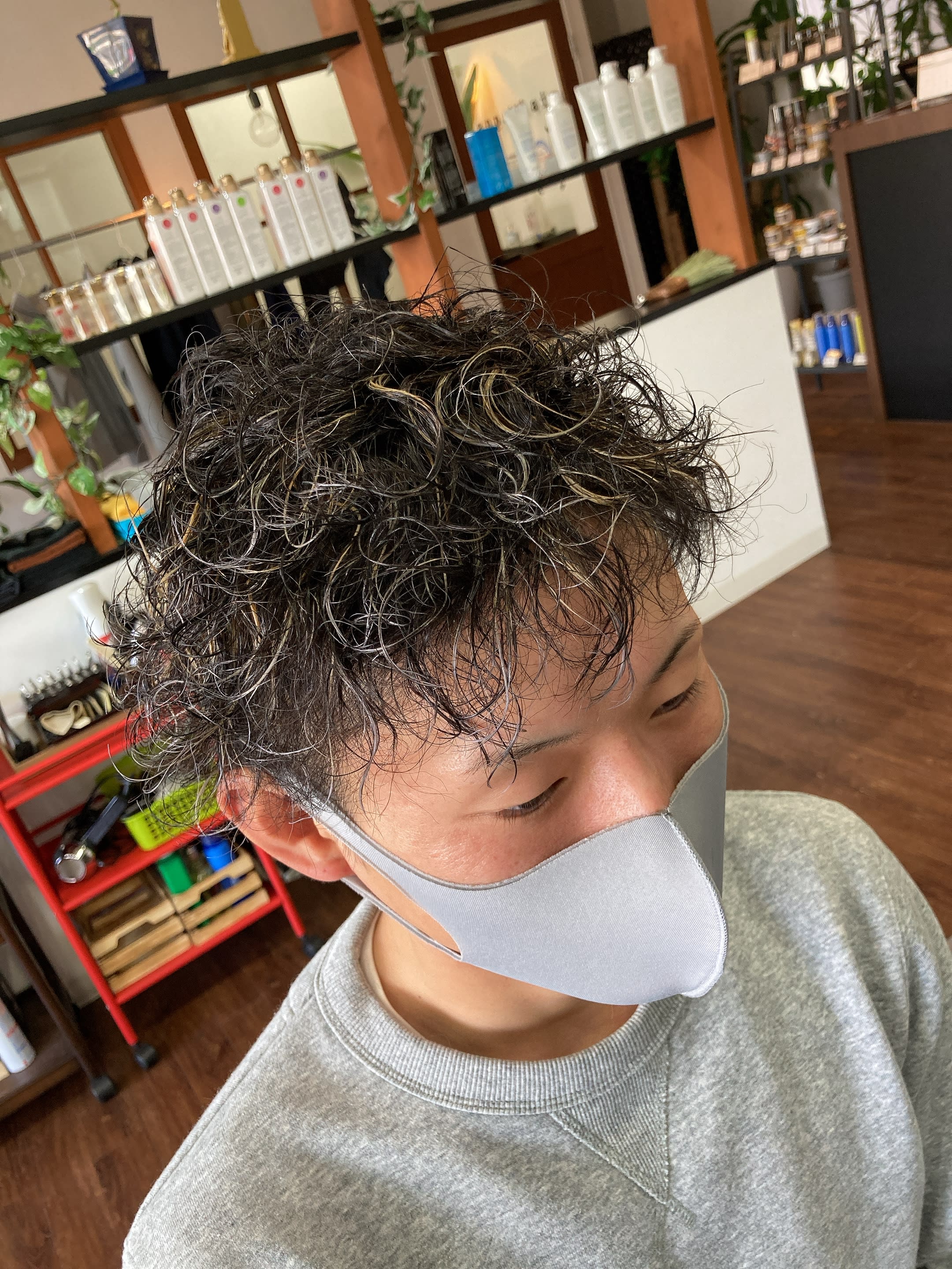 Sanpa hair【サンパヘア】のスタイル紹介。グリグリスパイラルのグリスパ♪