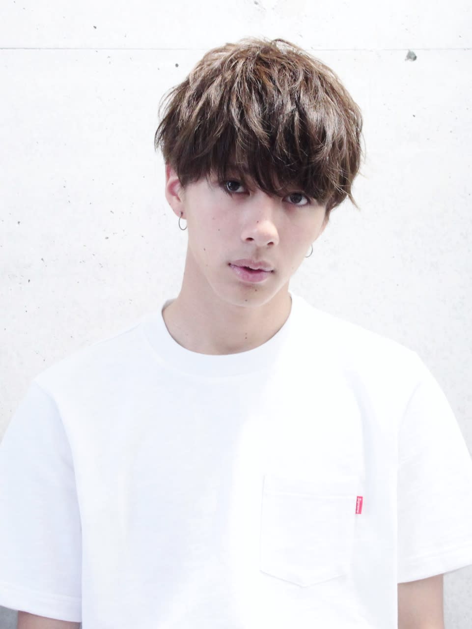 GUZZLE 原宿店【ガズル】のスタイル紹介。メンズ　質感ナチュラルマッシュ