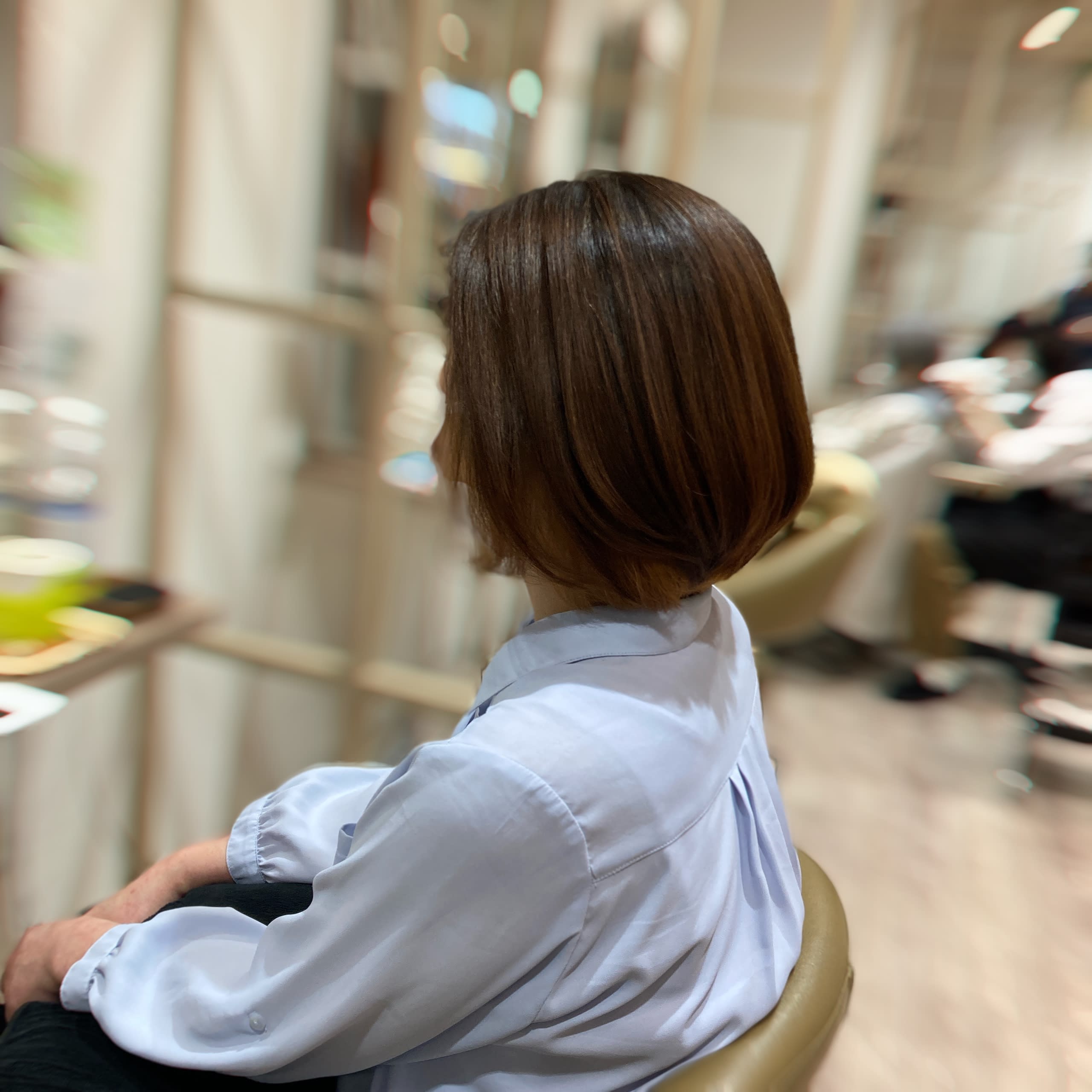 en by smile【エンバイスマイル】のスタイル紹介。インナーカラーボブ