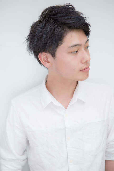 MEN'S WILL by SVENSON 湘南藤沢スタジオ【メンズウィル バイ スヴェンソン】のスタイル紹介。ビジネスマンもＯＫ　くせ毛風パーマスタイル