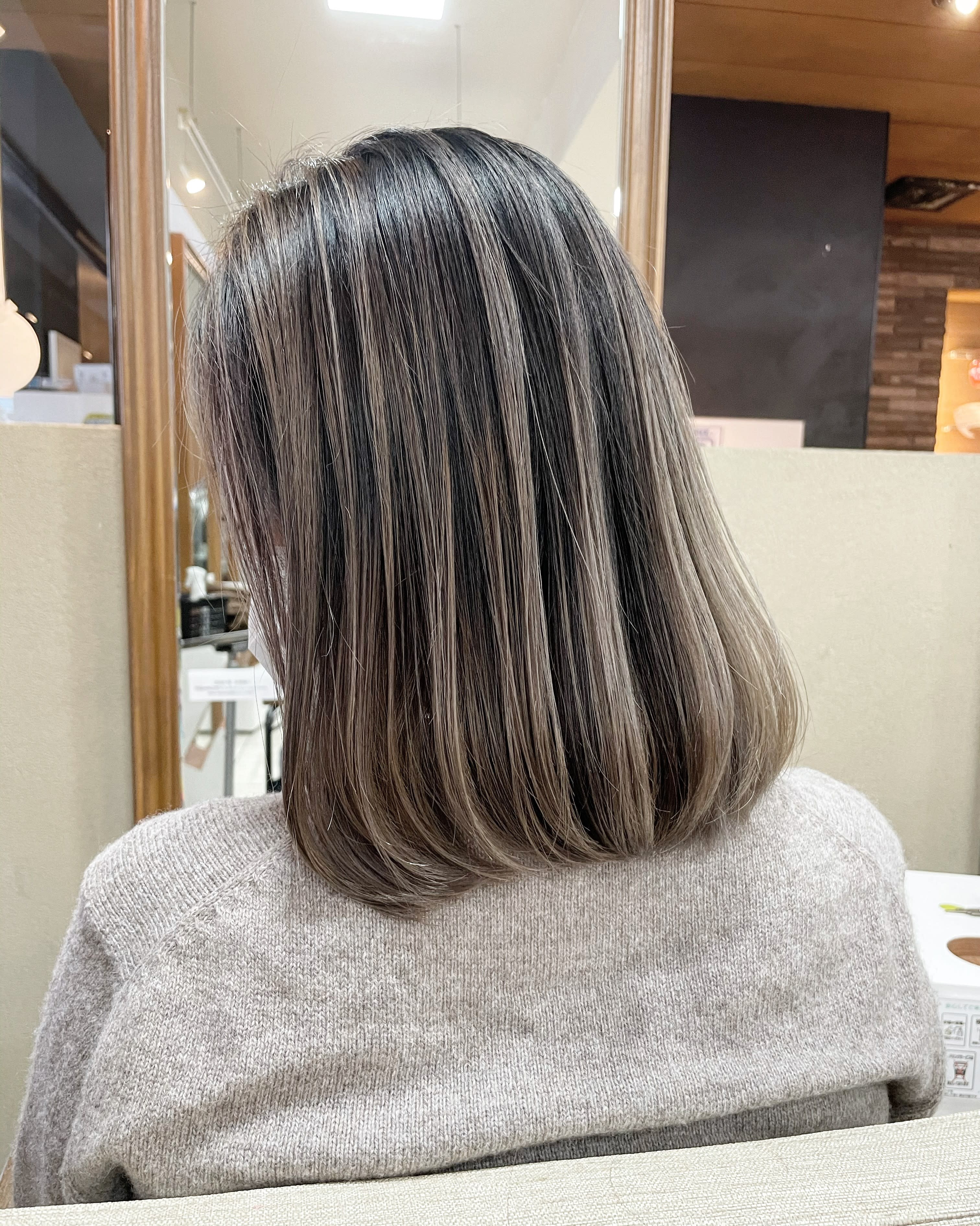 Figaro DOU DOU 新石切店【フィガロ】のスタイル紹介。ボブバレイヤージュ