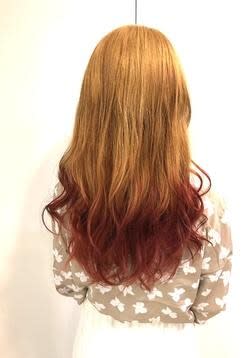 oluolu ～hair～【オルオルヘアー】のスタイル紹介。ゴールド×レッド