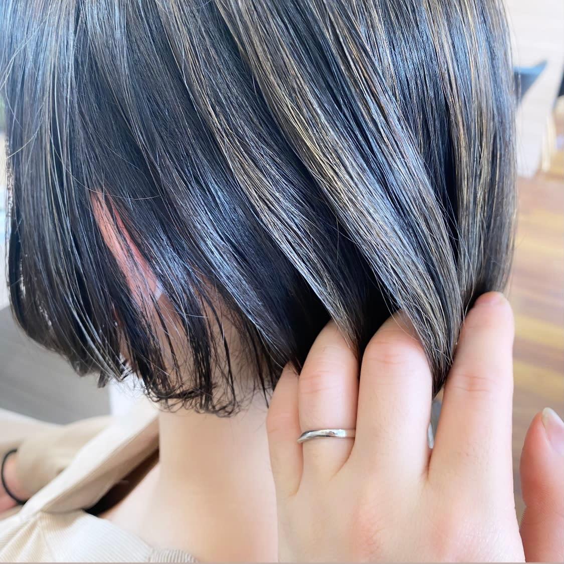 HELLO'S SOIN 琴似店【アローズソワン コトニテン】のスタイル紹介。ハイライトで作る３Dボブ