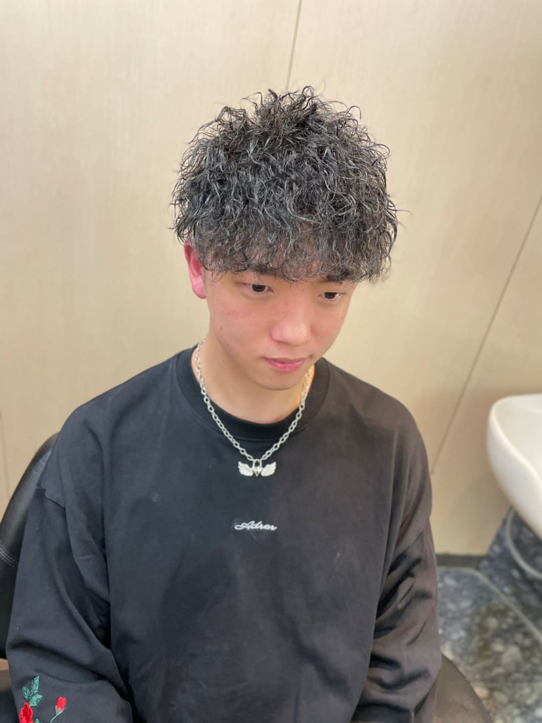 ヒロ銀座ヘアーサロン 青山外苑前表参道店【ヒロギンザヘアーサロンアオヤマガイエンマエオモテサンドウテン】のスタイル紹介。ハードツイスパ【ヒロ銀座】