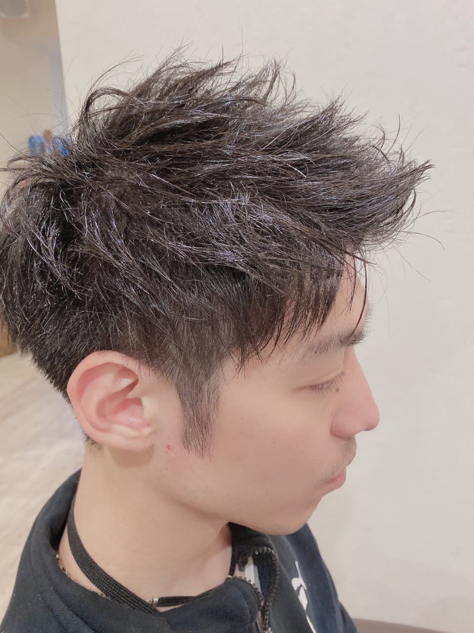 Raddium hair design re origo【ラディウムヘアーデザイン リ オリゴ】のスタイル紹介。ツーブロショート