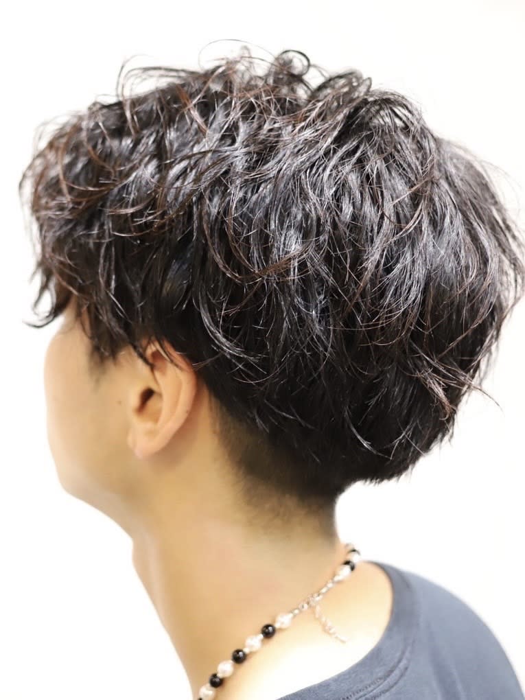 MEN'S SALON alfRed 瑞穂店【メンズサロン アルフレッド ミズホテン】のスタイル紹介。大人のスパイラルパーマ