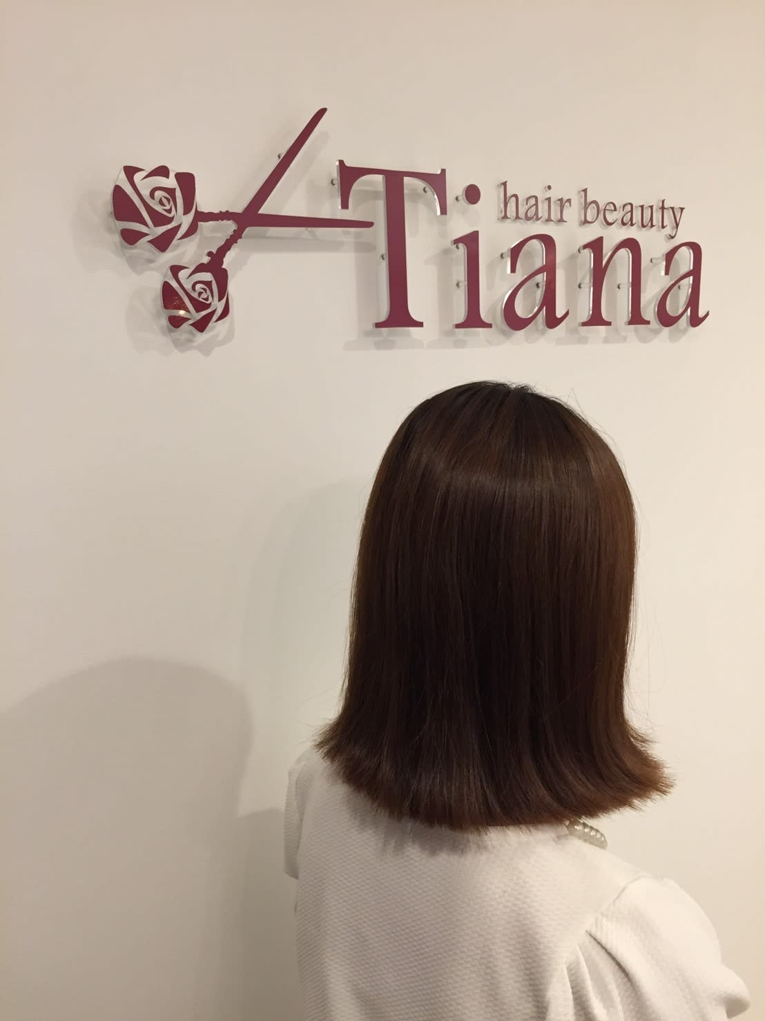 hair beauty Tiana【ヘアビューティーティアナ】のスタイル紹介。hair beauty Tiana×ミディアム
