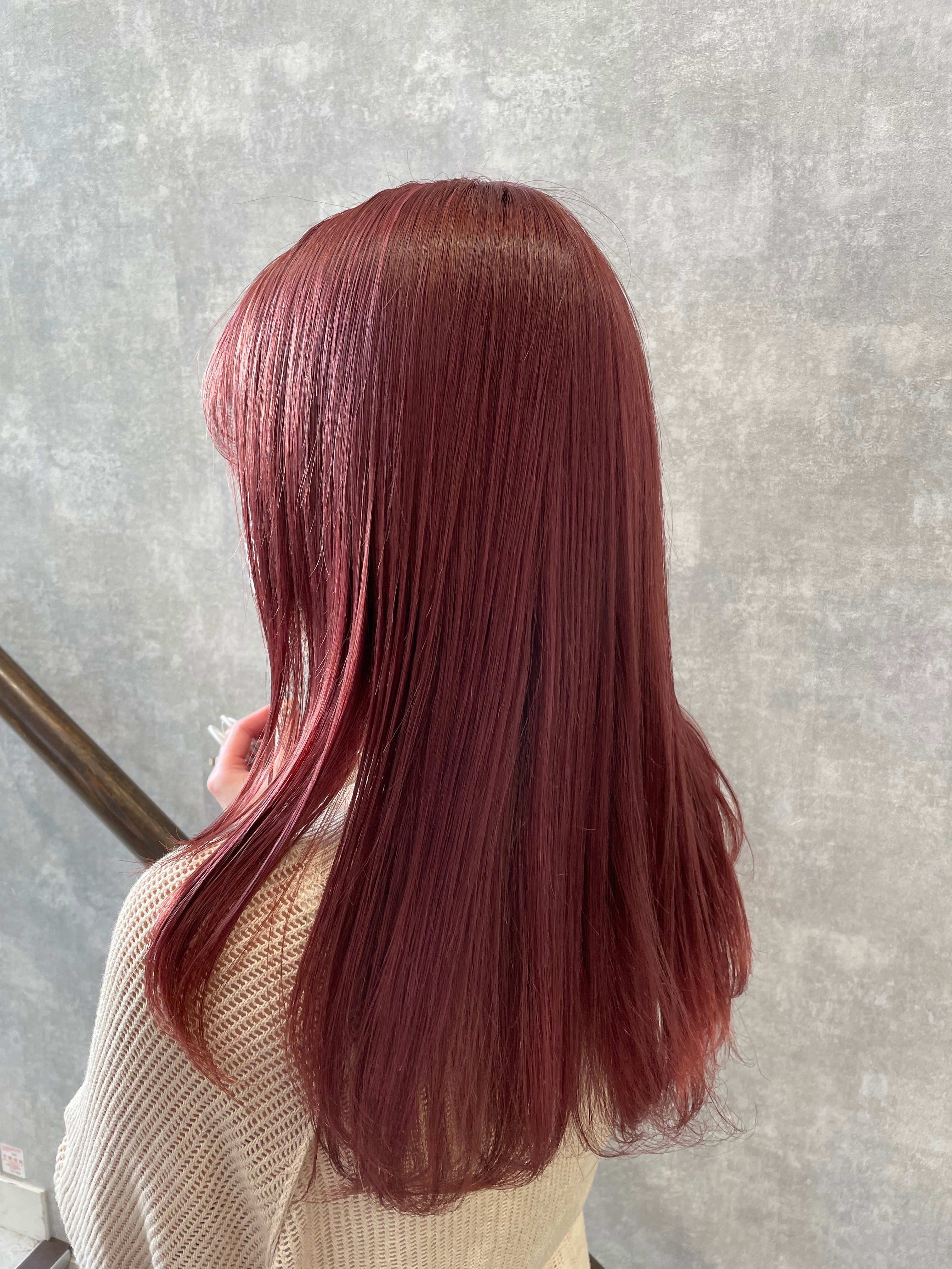 FACE。港南台【フェイスコウナンダイ】のスタイル紹介。ストレートピンクカラー