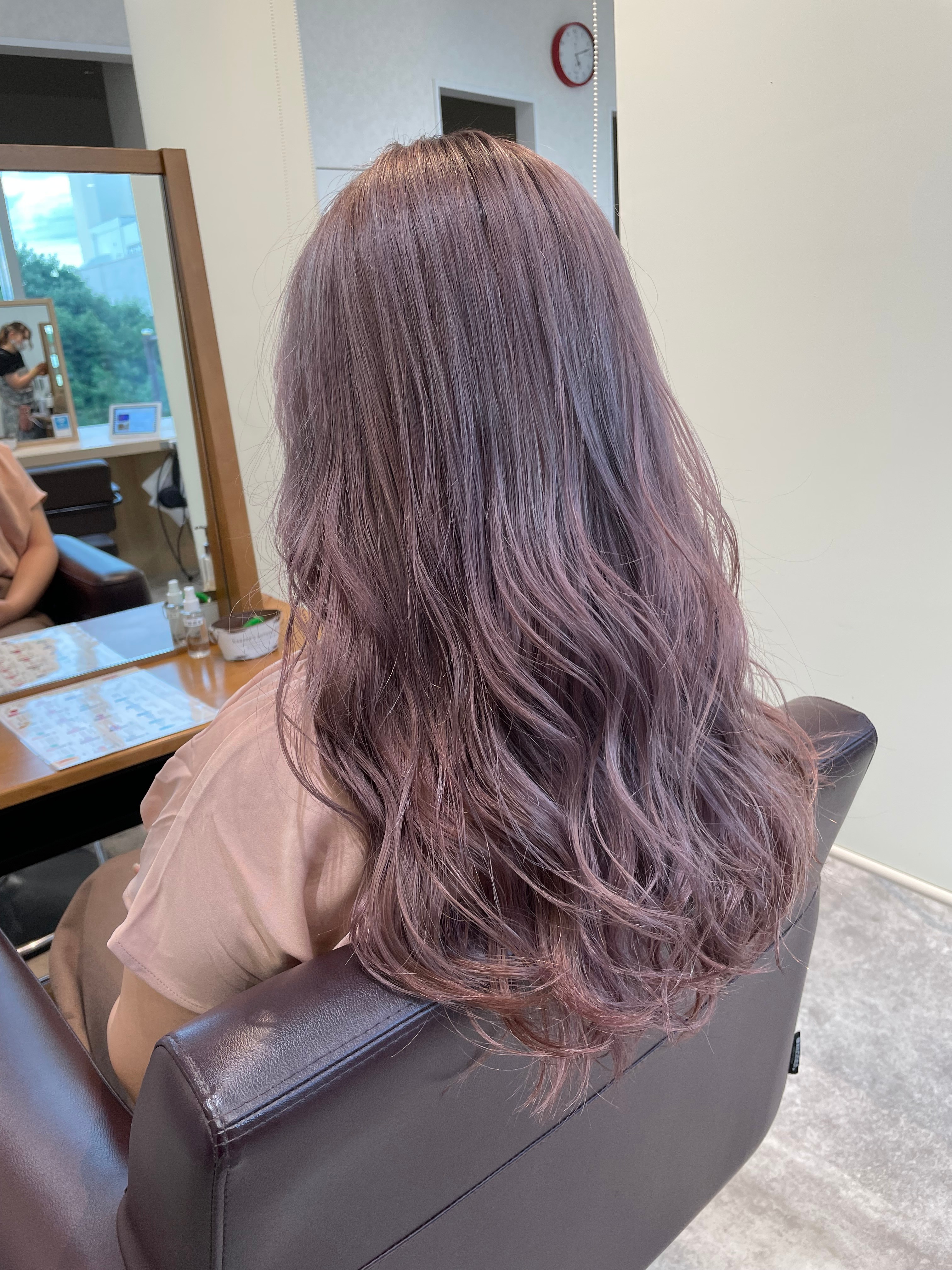 FACE。港南台【フェイスコウナンダイ】のスタイル紹介。ピンクアッシュ