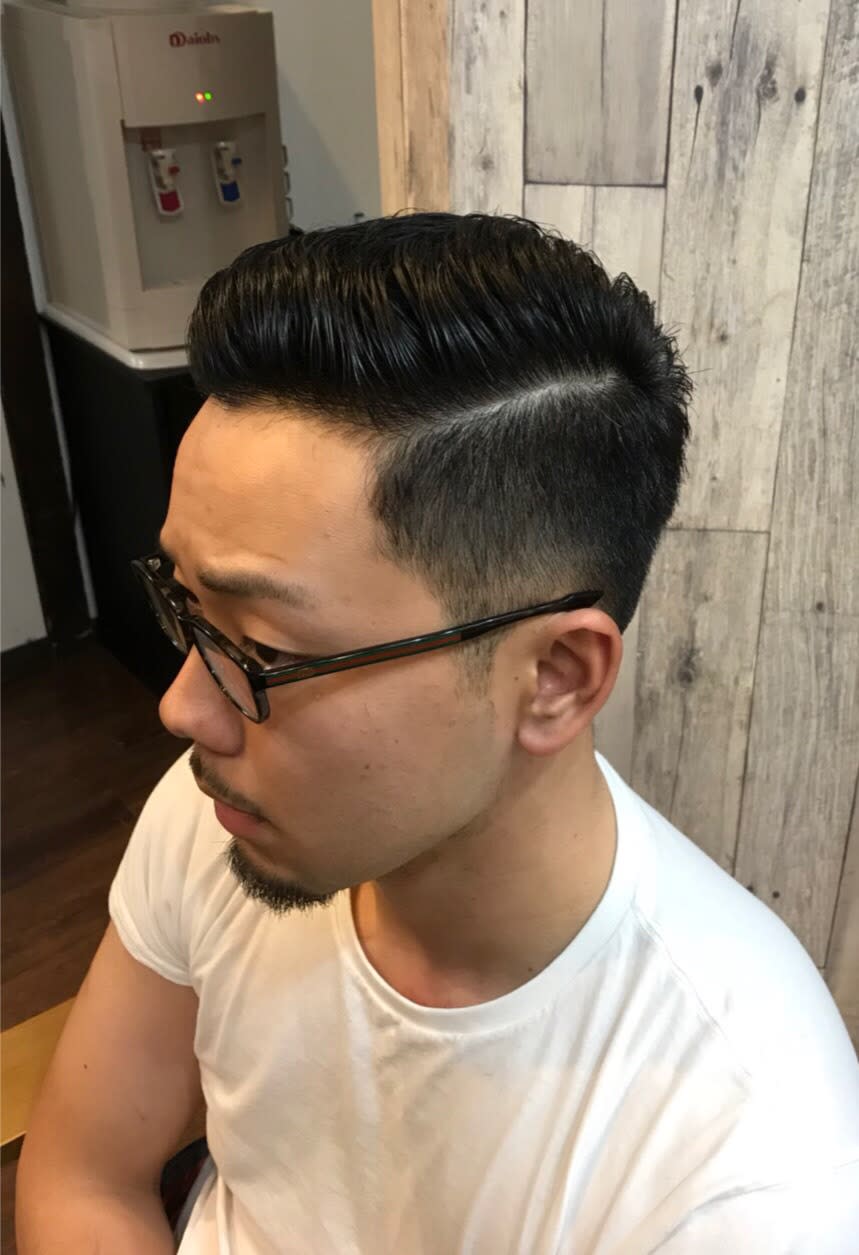 fenice international hairsalon【フェニーチェ】のスタイル紹介。外国人風サイドかきあげリーゼント♪