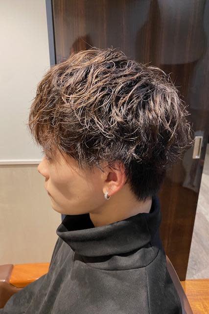 N.BARBER HIROO【エヌドットバーバーヒロオ】のスタイル紹介。スパイラルマッシュショート
