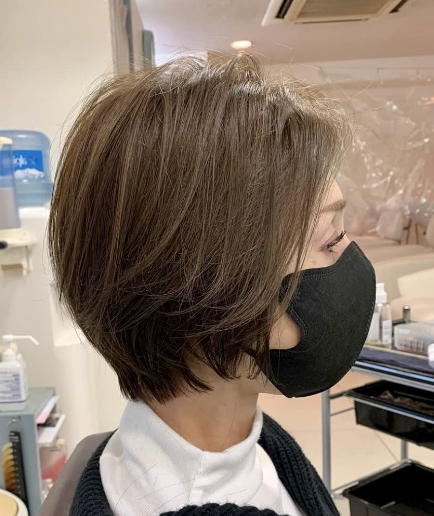 NUKUMORI organic hair salon【ヌクモリオーガニックヘアサロン】のスタイル紹介。長めのふんわりハンサムショート