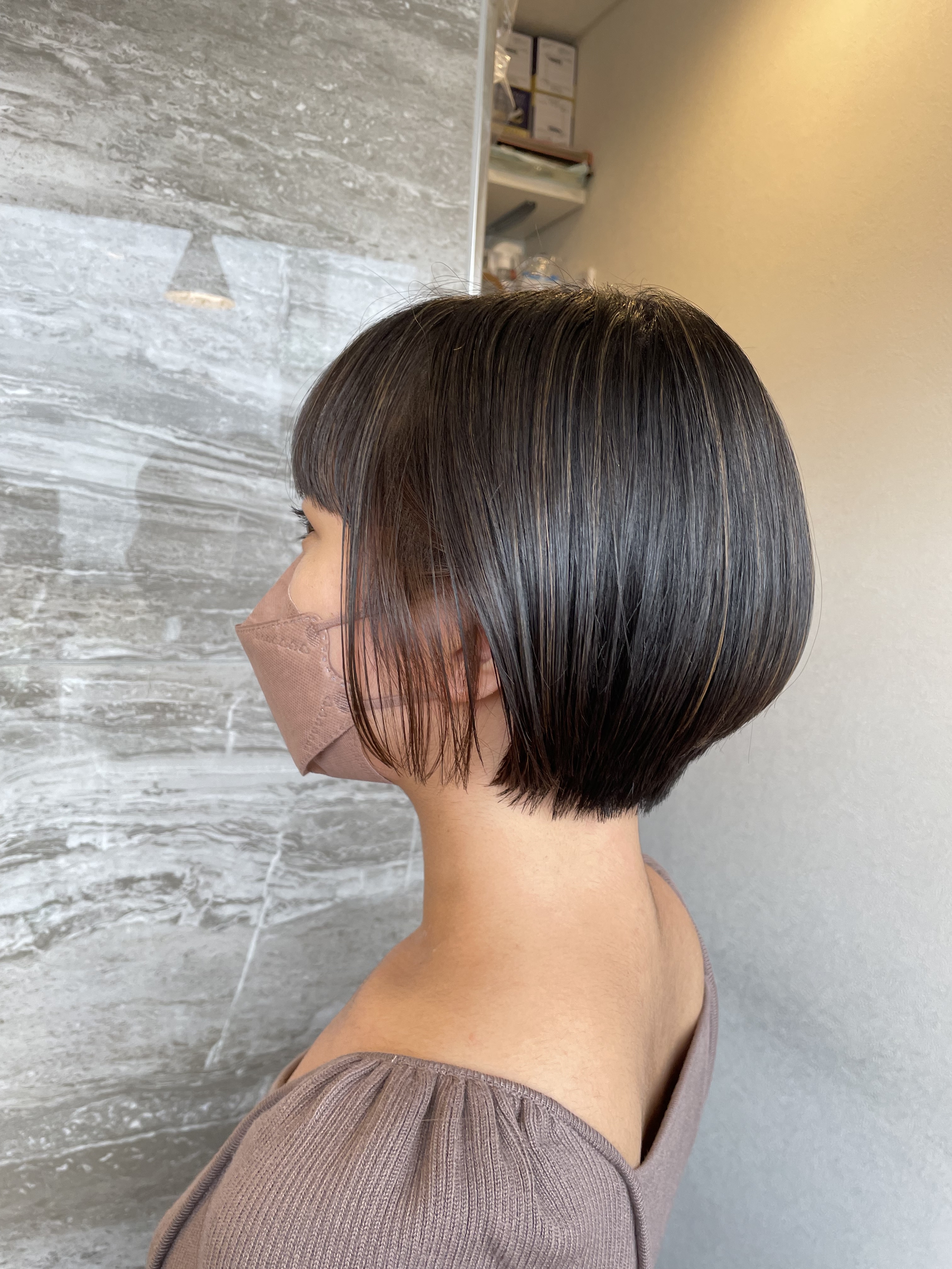 Nest【ネスト】のスタイル紹介。ショートボブ