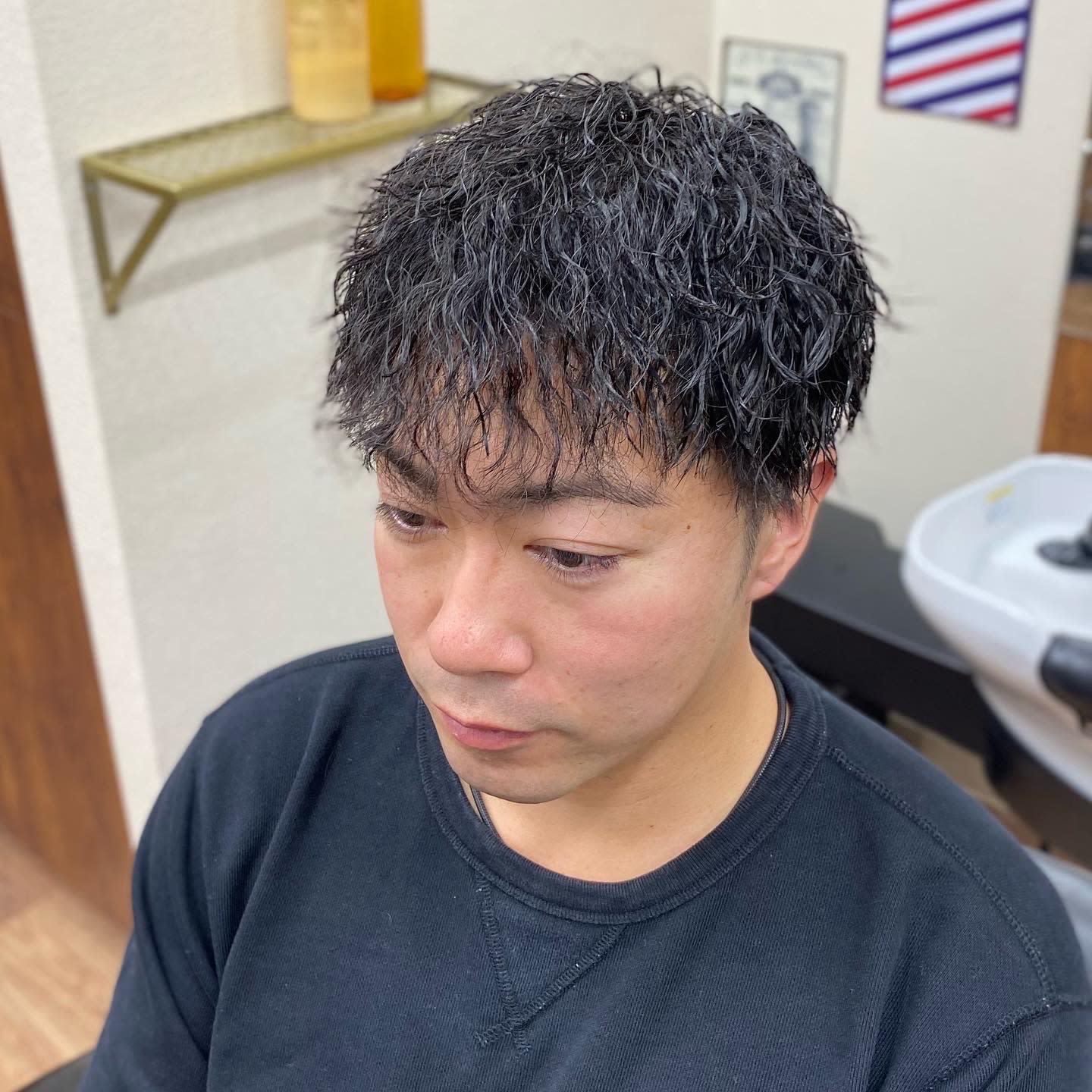 KAMIKUKAN by Ishikawa【カミクウカン バイ イシカワ】のスタイル紹介。ツイストパーマ