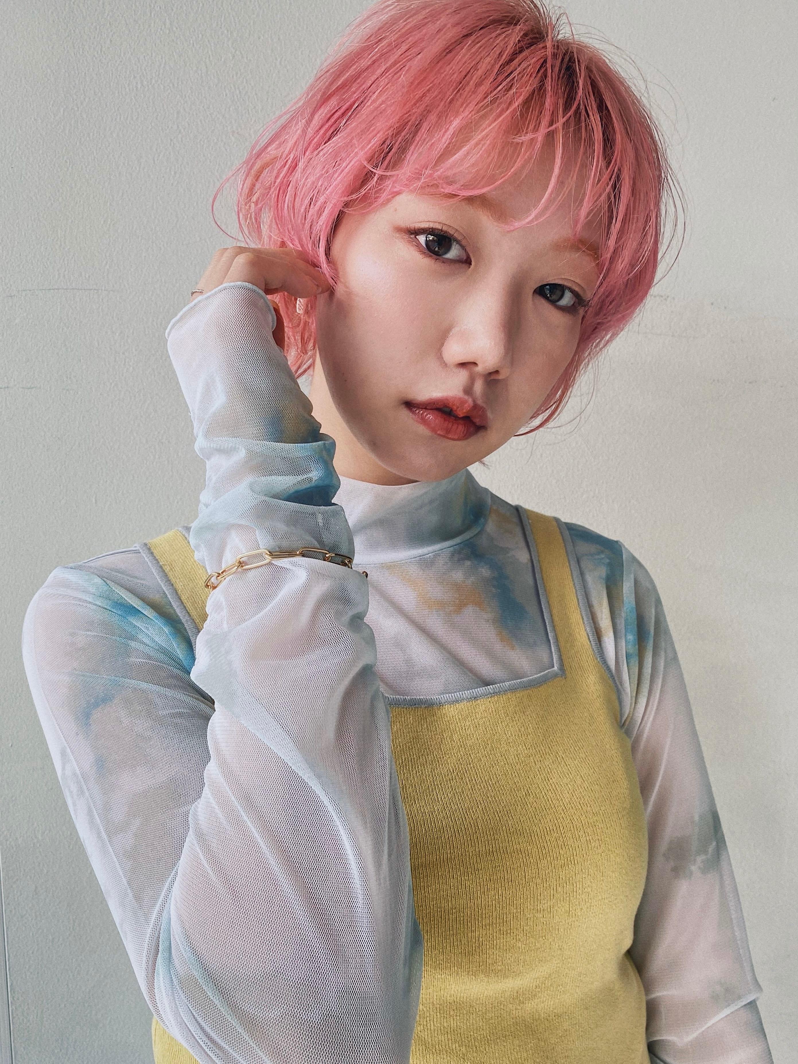 Ash 東戸塚店【アッシュヒガシトツカテン】のスタイル紹介。エアリーショートウルフ