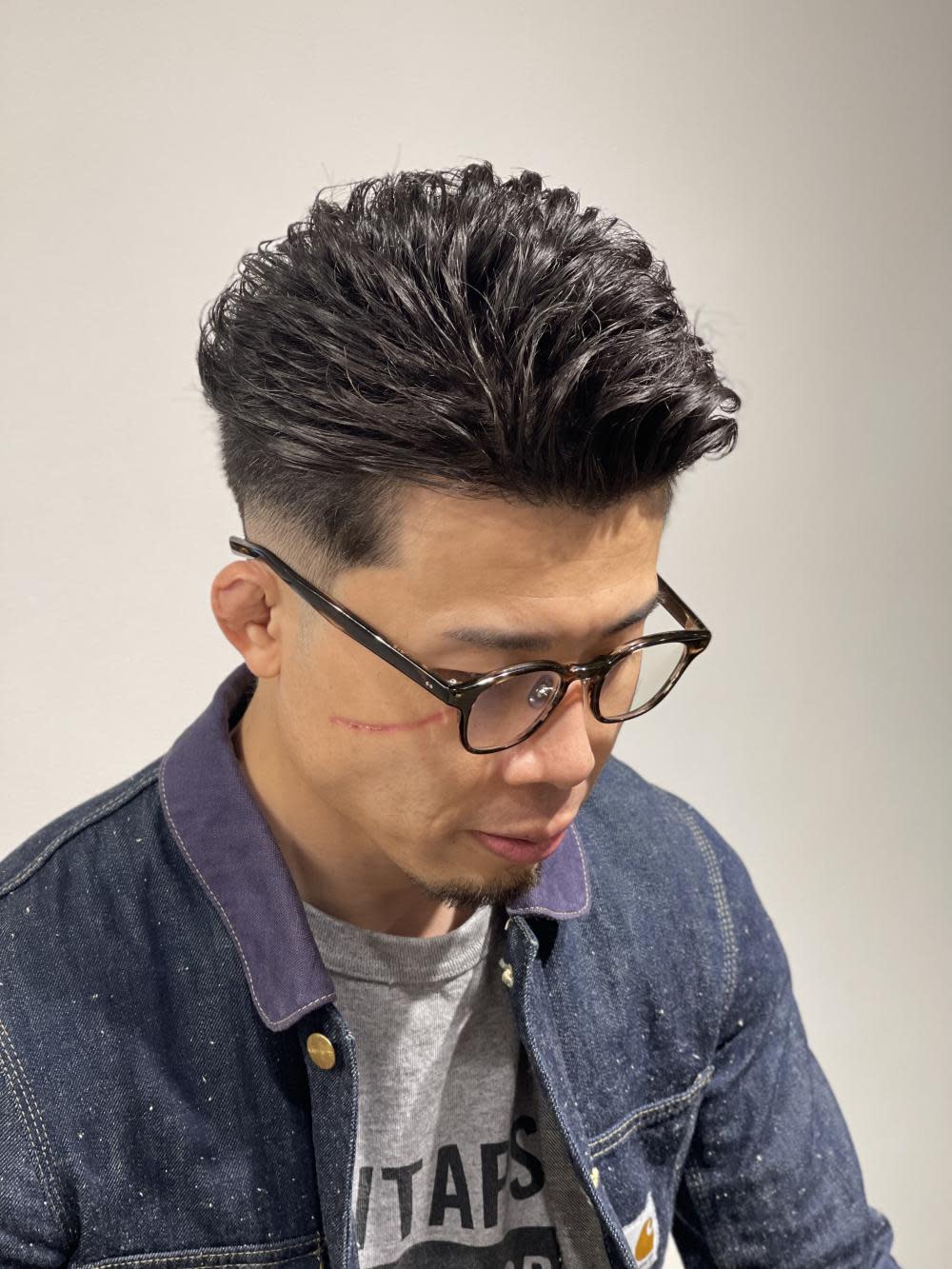 ドルクス日本橋【ドルクス ニホンバシ】のスタイル紹介。ビジネスラフヘア