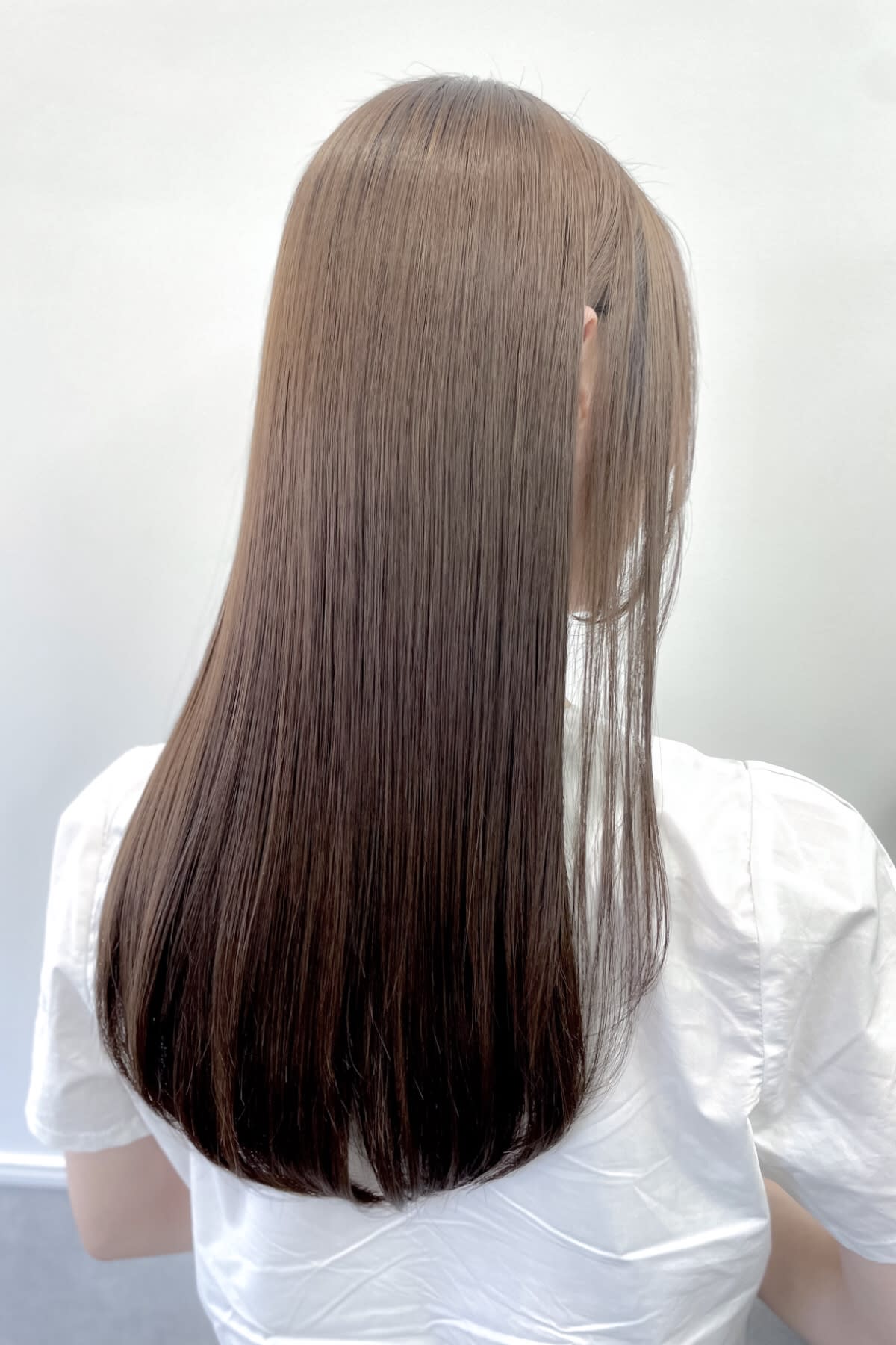 hair care&design Suzy【ヘア ケアアンドデザイン スージー】のスタイル紹介。シルキーベージュ◎柔らか透明感カラー