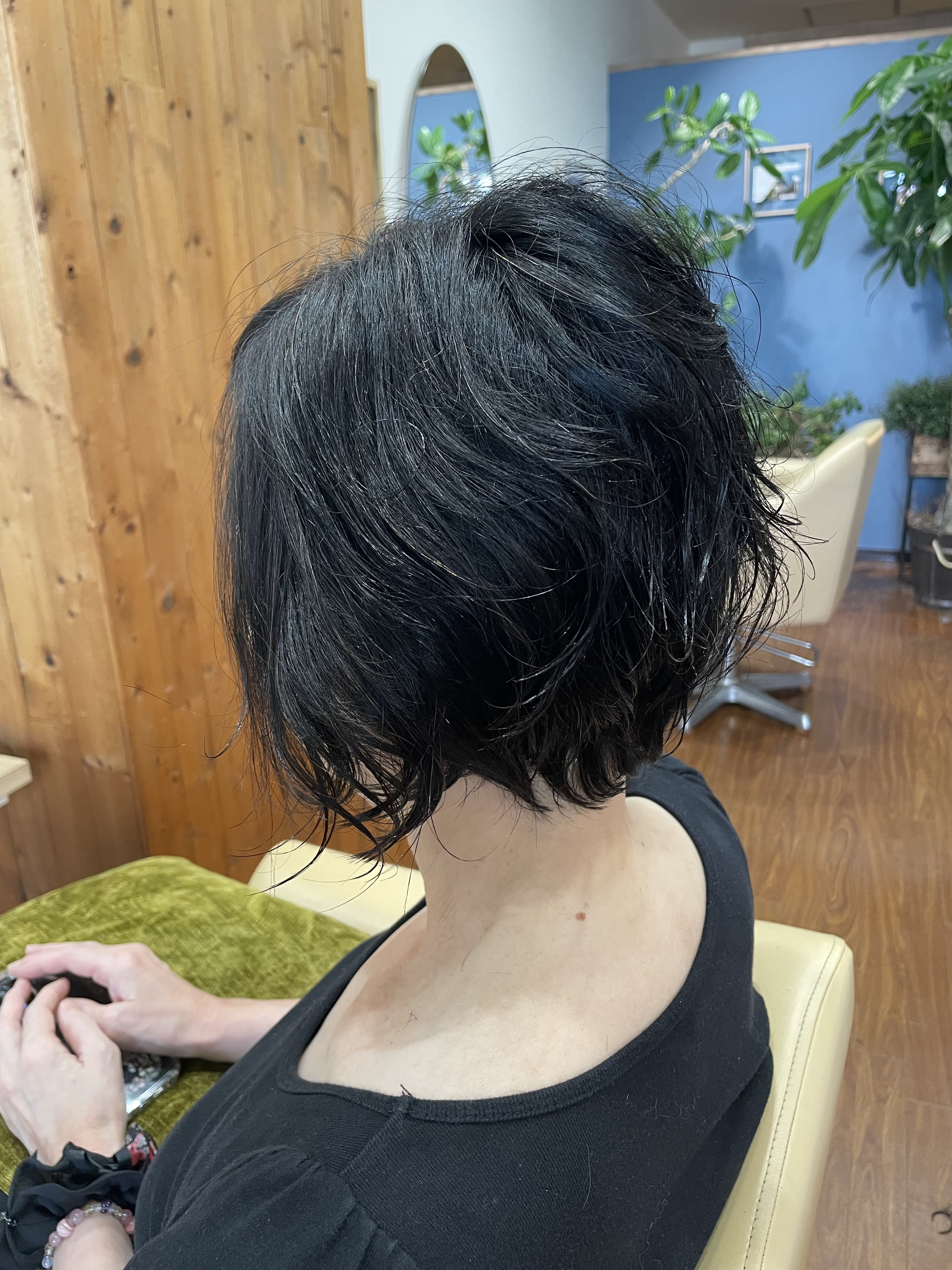 BONNIE hair design【ボニー ヘアデザイン】のスタイル紹介。ショート