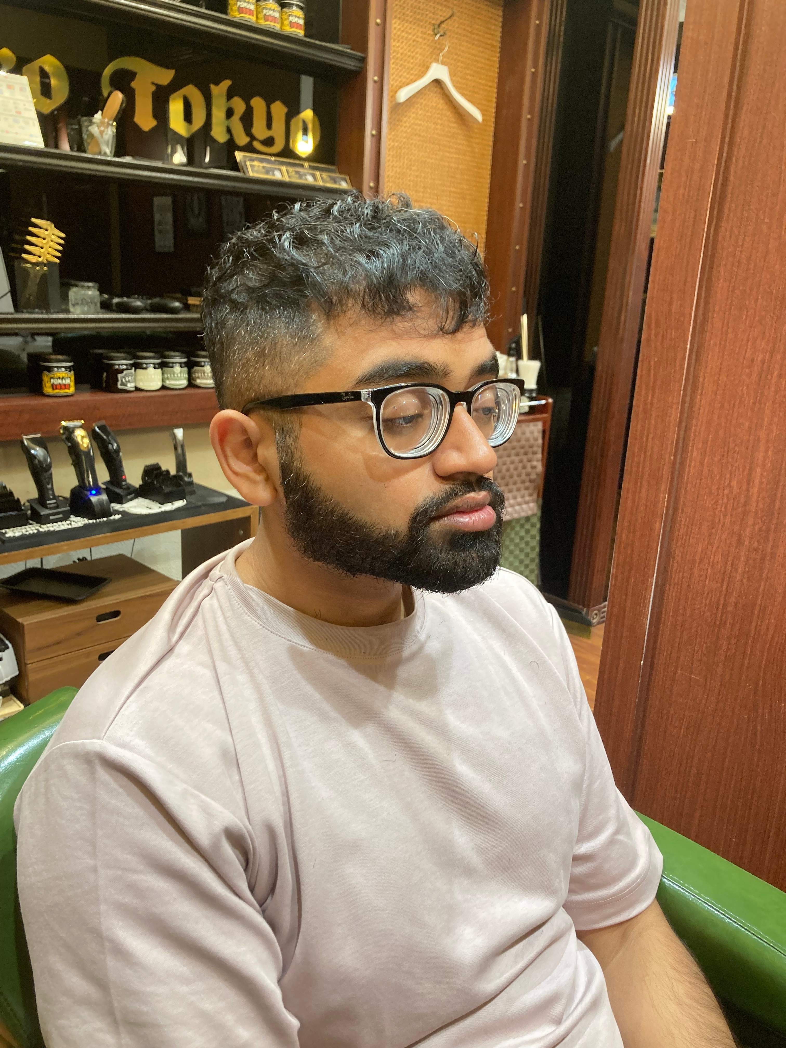 メンズ専門理容室 BroTokyo BARBERSHOP 銀座店【メンズセンモンリヨウシツブロートーキョーバーバーショップギンザテン】のスタイル紹介。ショートスペインカール