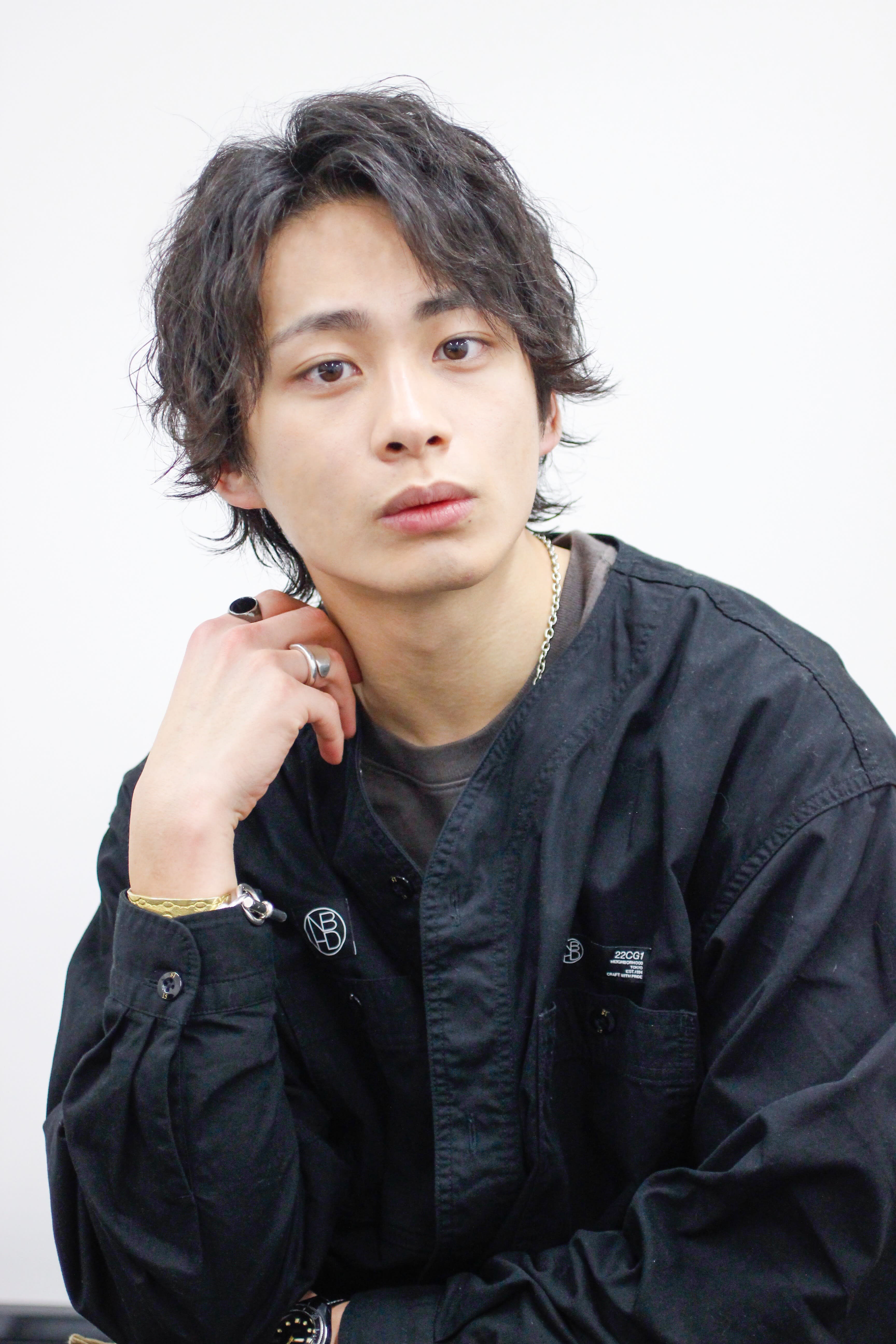 BlANCO【ビアンコ】のスタイル紹介。ウルフ系ソフトツイストスパイラルパーマ