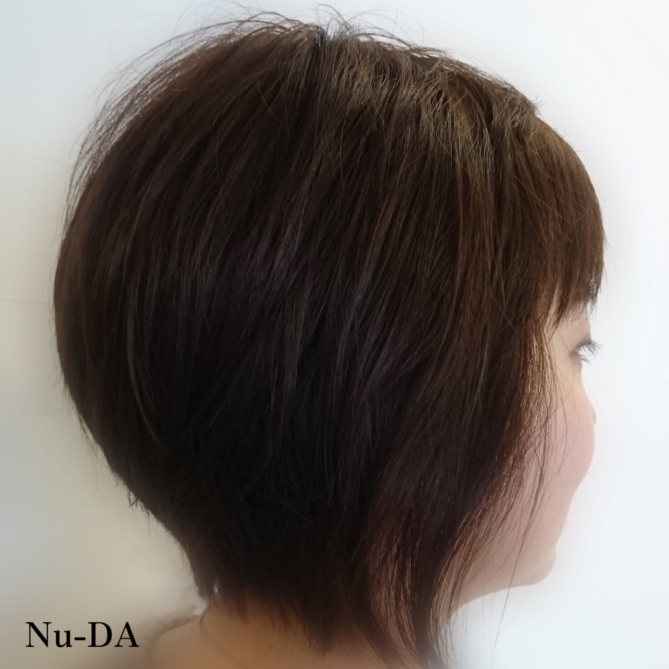 hair Nu-DA【ヘアヌーダ】のスタイル紹介。【Nu-DA】前下がりボブ