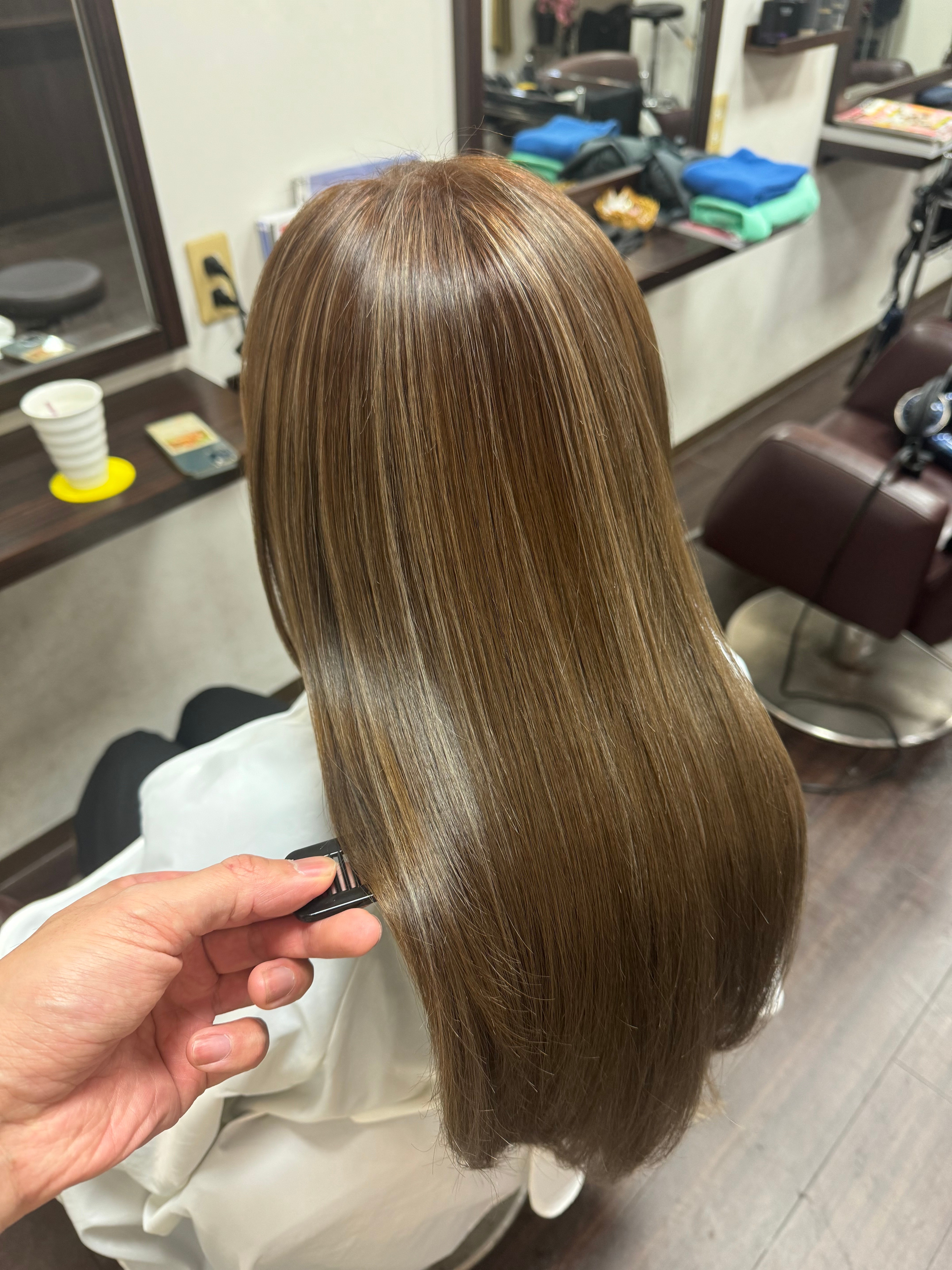 Dr’＋DOCTOR PLUS【ドクタープラス】のスタイル紹介。ハイライトカラー