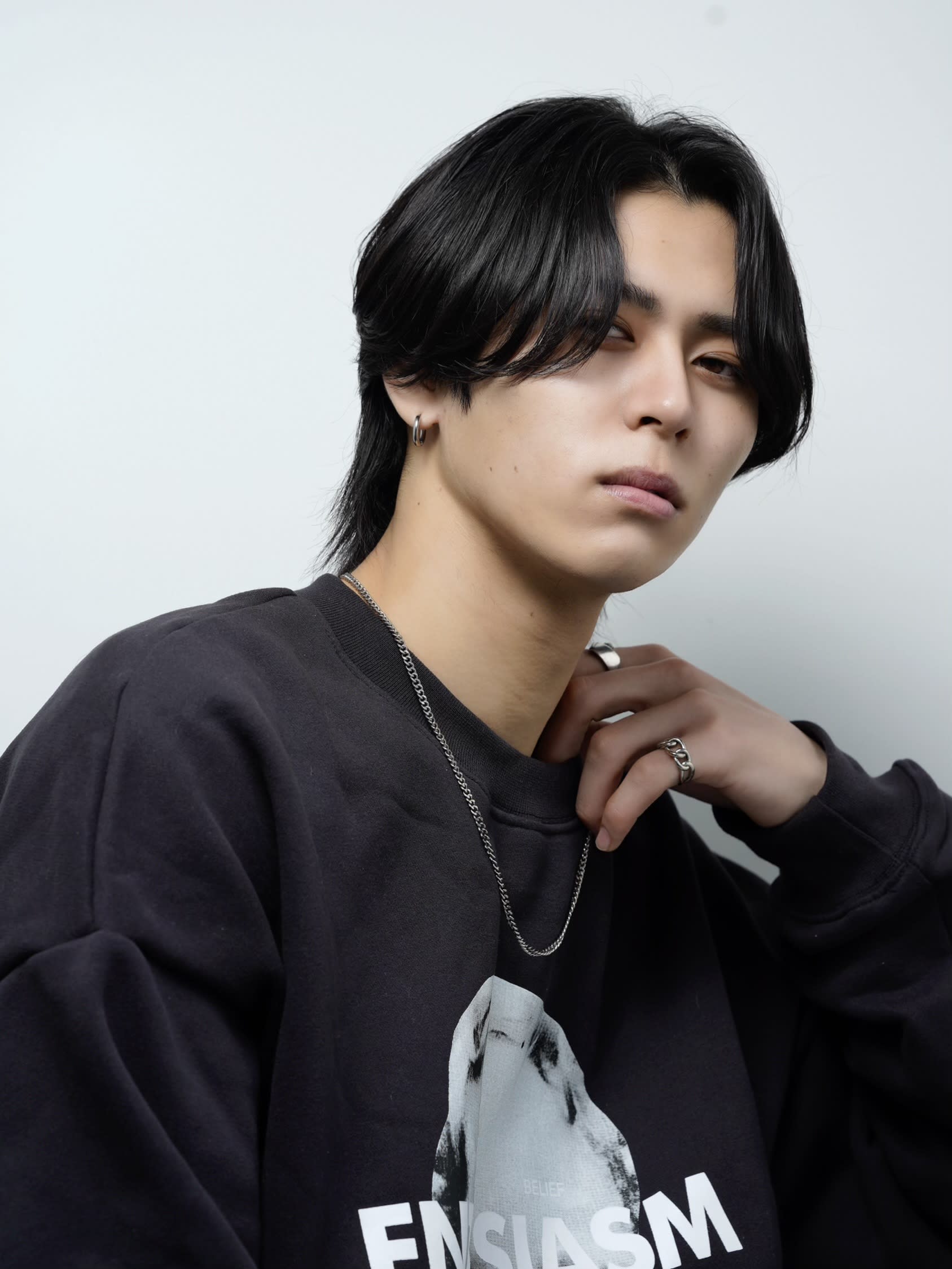 men's salon alpha 新宿【メンズサロンアルファ】【メンズサロンアルファシンジュク】のスタイル紹介。【alpha 新宿】ナチュラル×センターパート