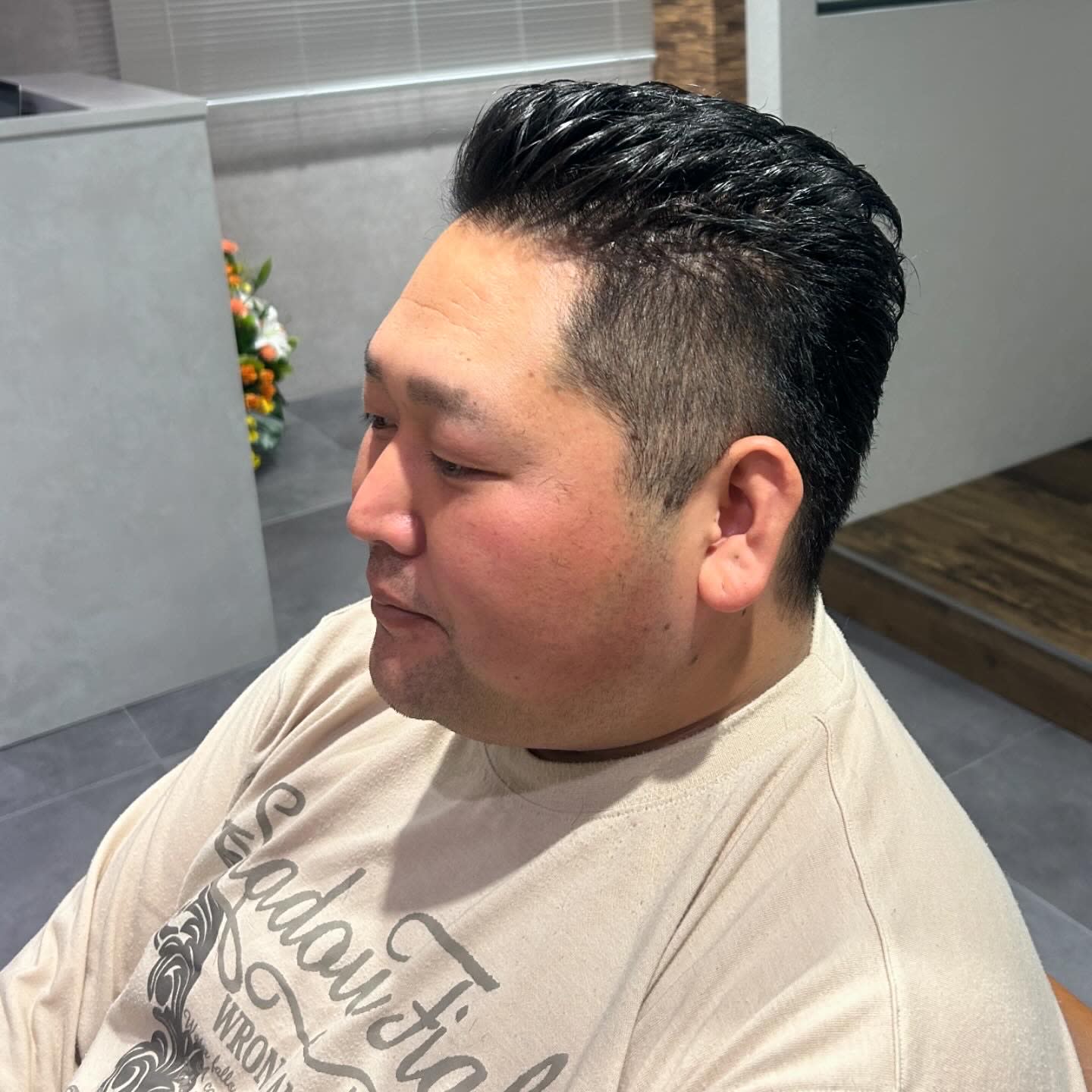 REAR MAN private hair salon【リアマンプライベートヘアサロン】のスタイル紹介。大人カジュアルウェット