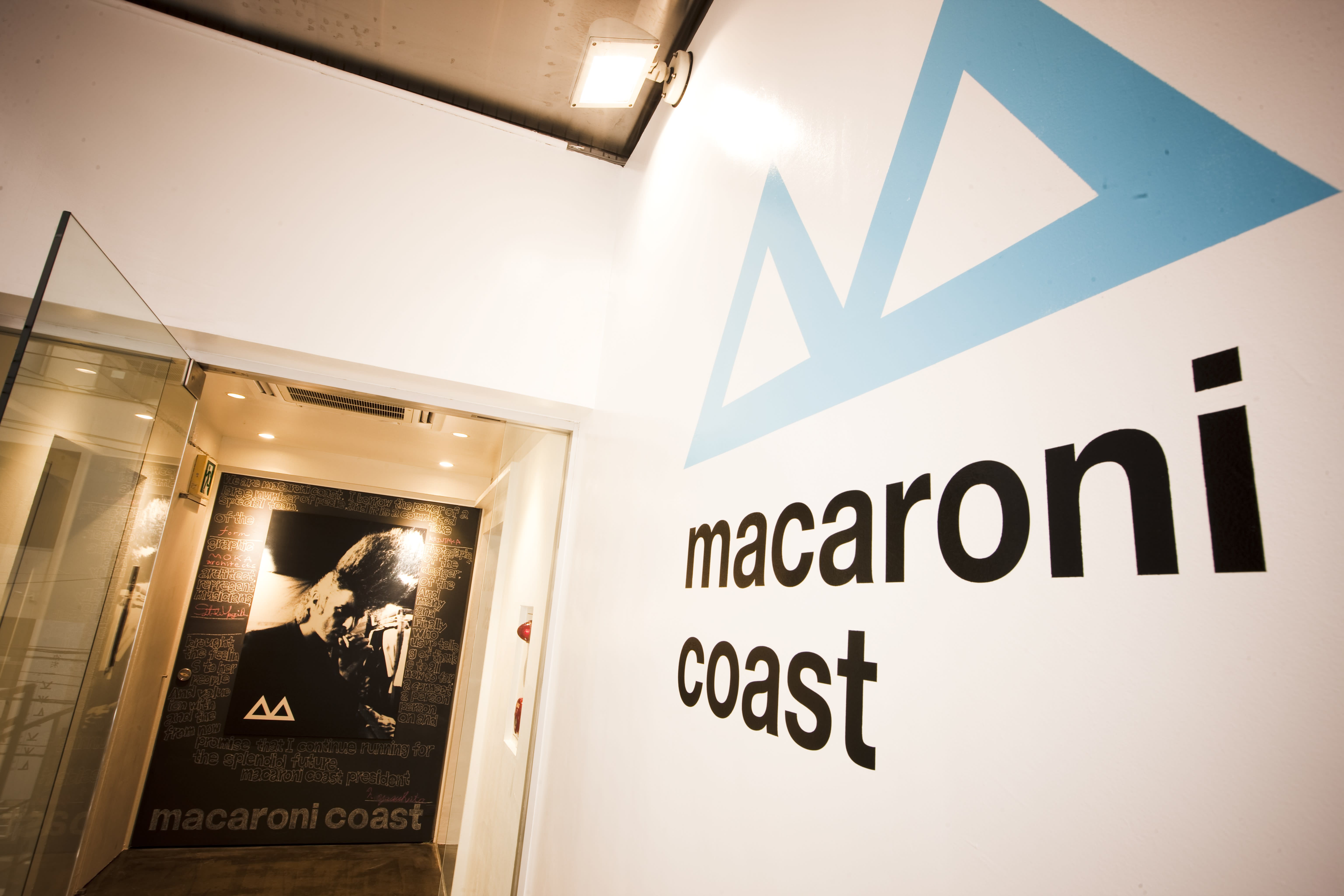 macaroni coastのアイキャッチ画像