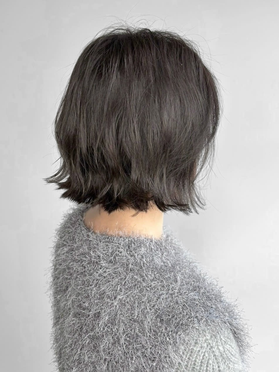 Hair Make Luxtz【ヘアーメイクラグズ】のスタイル紹介。波ウェーブボブ
