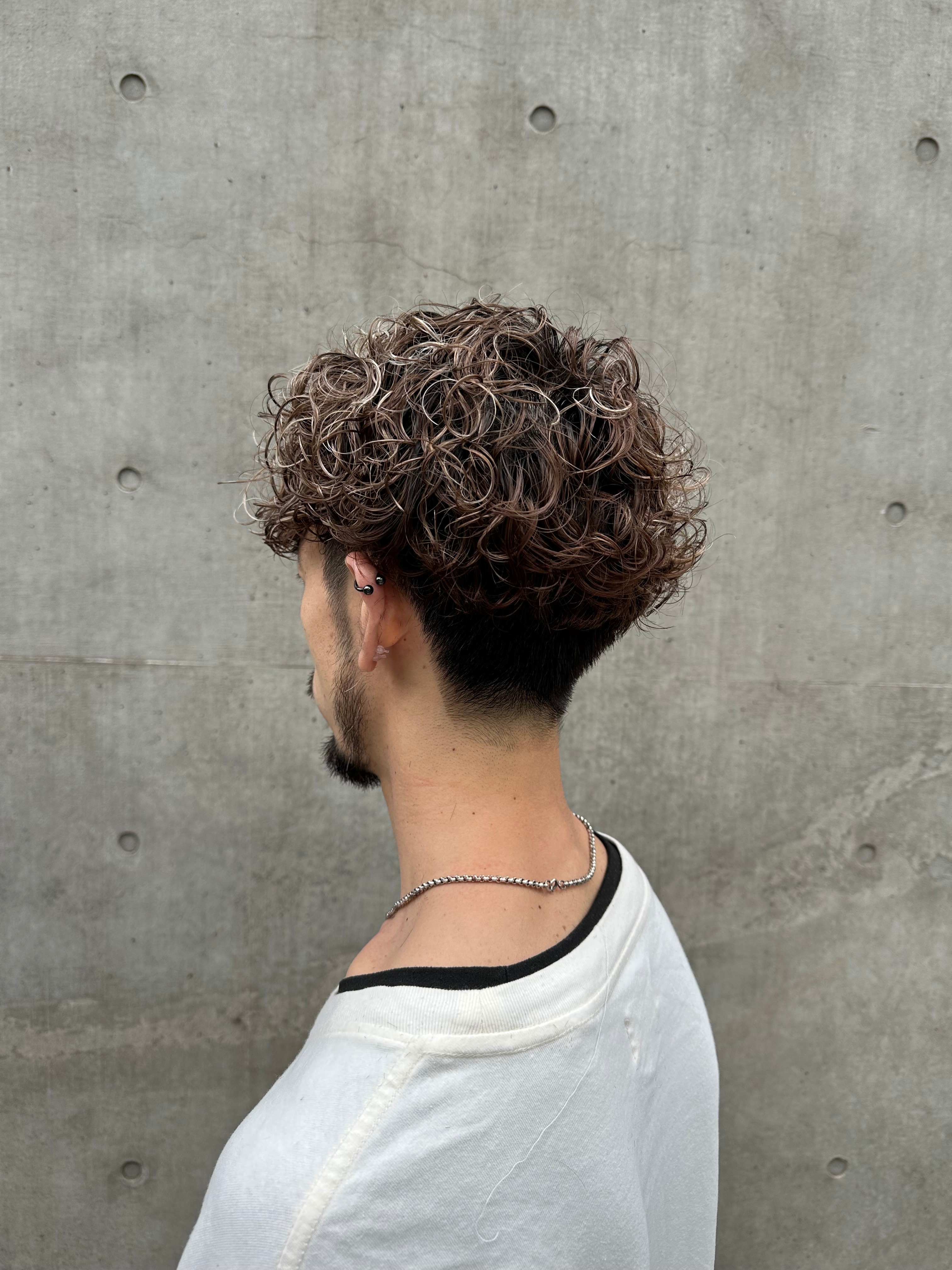 VARY 西麻布【ヴェアリ ニシアザブ】のスタイル紹介。VARY 西麻布×ショート