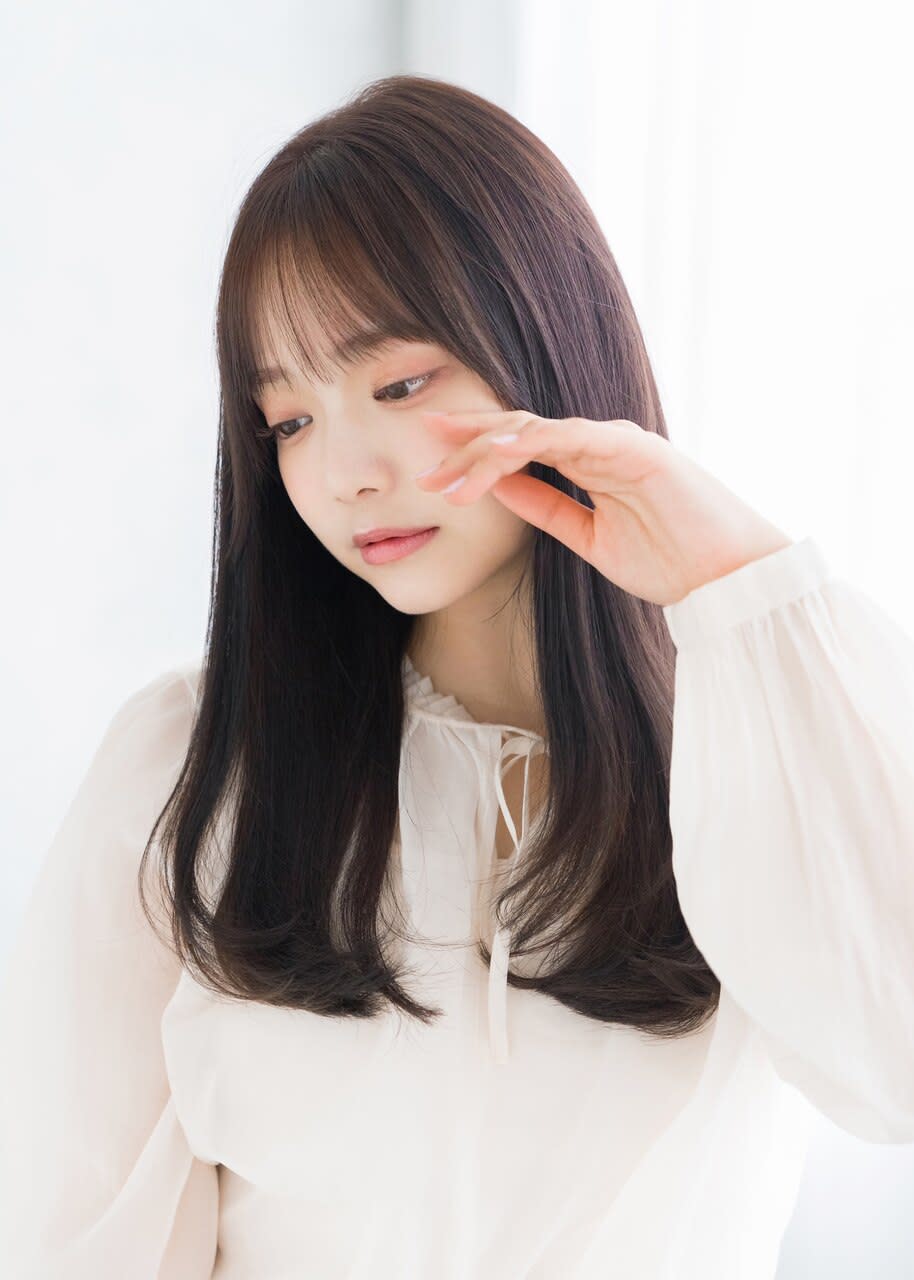 Eleanor spa & treatment 梅田 大阪駅前第4ビル店【エレノアスパアンドトリートメント ウメダ オオサカエキマエダイヨンビルテン】のスタイル紹介。Eleanor spa & treatment梅田×ロング